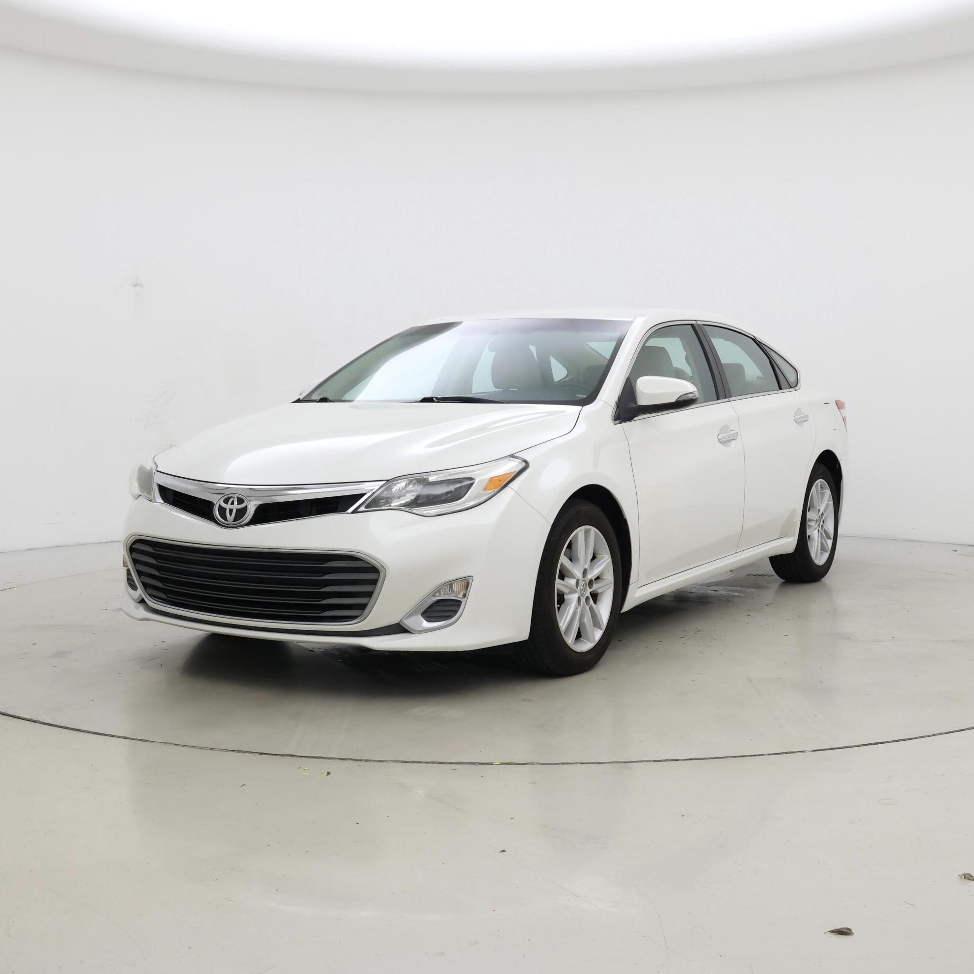 Thumbnail: 2014 Toyota Avalon - 4
