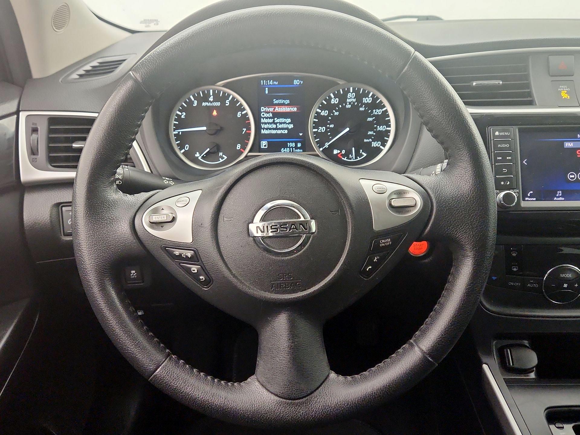 Thumbnail: 2019 Nissan Sentra - 10
