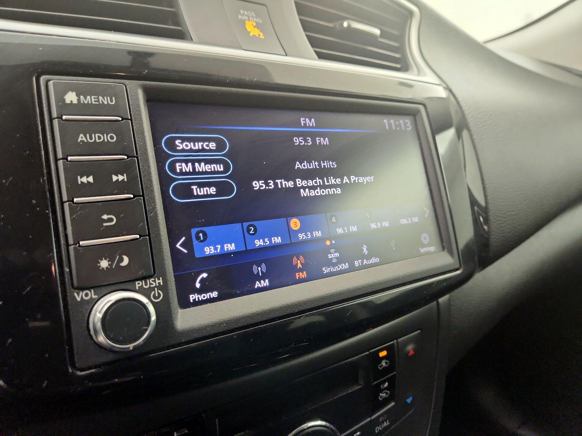 Thumbnail: 2019 Nissan Sentra - 15