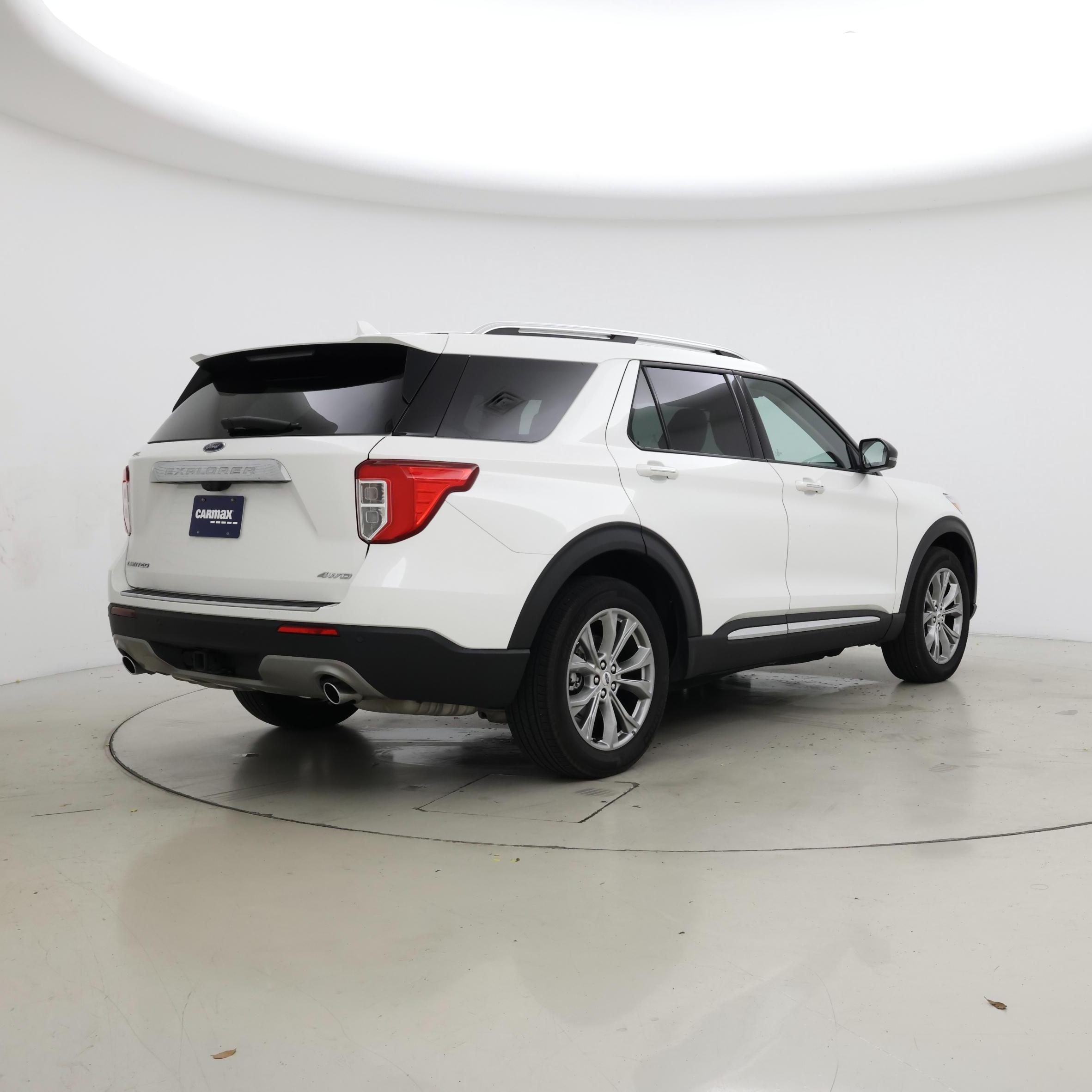 Thumbnail: 2022 Ford Explorer - 8