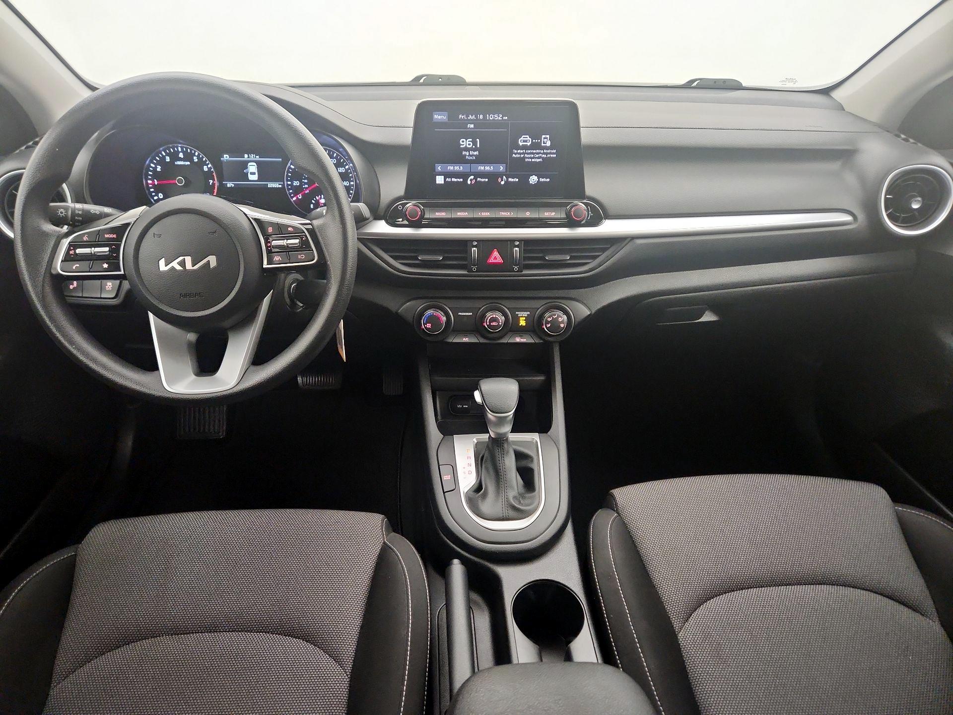 Thumbnail: 2024 Kia Forte - 9