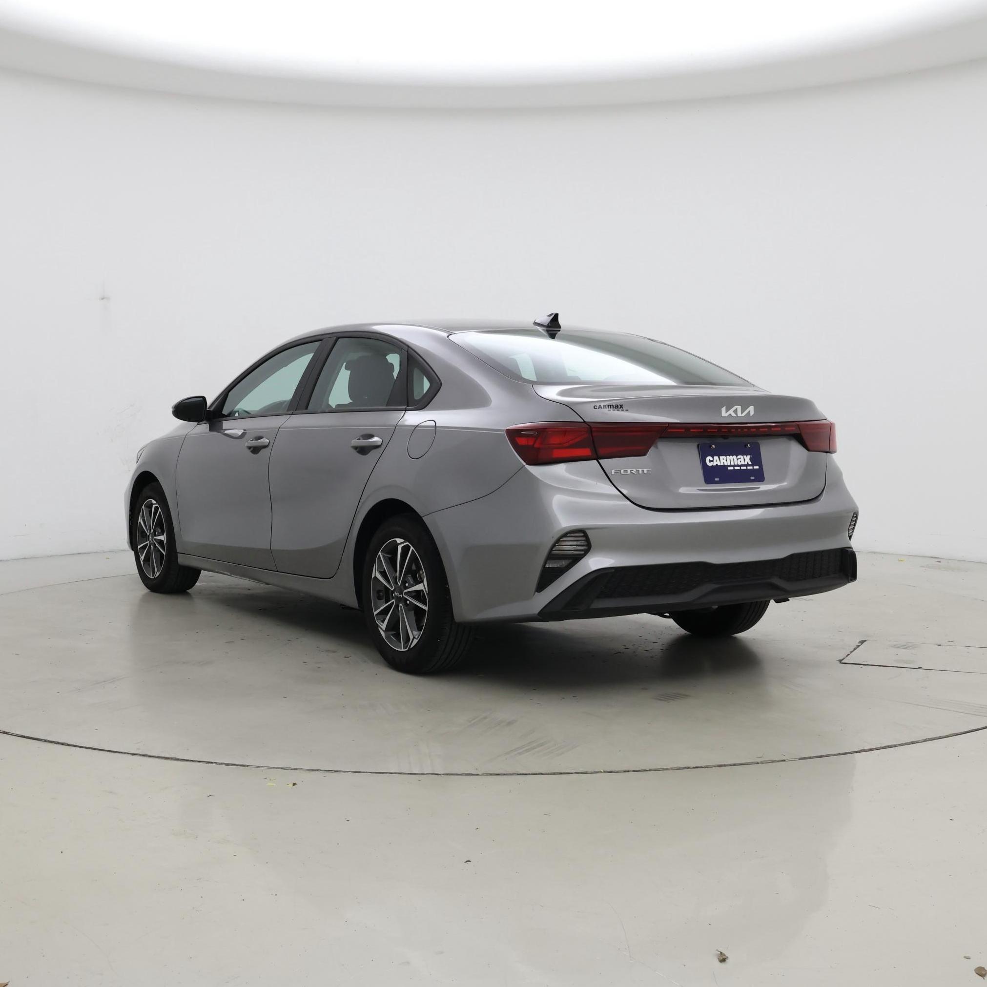 Thumbnail: 2024 Kia Forte - 2