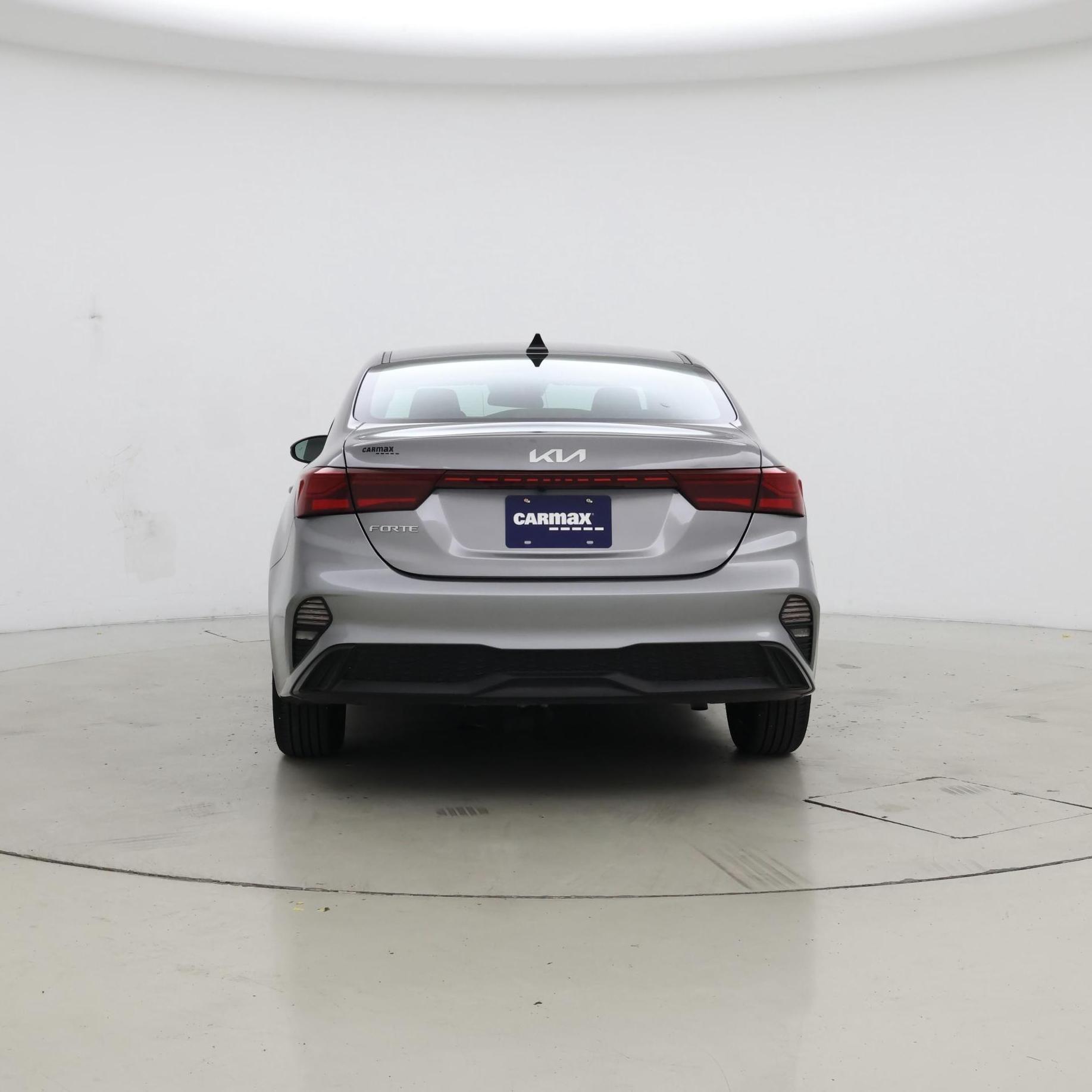 Thumbnail: 2024 Kia Forte - 6