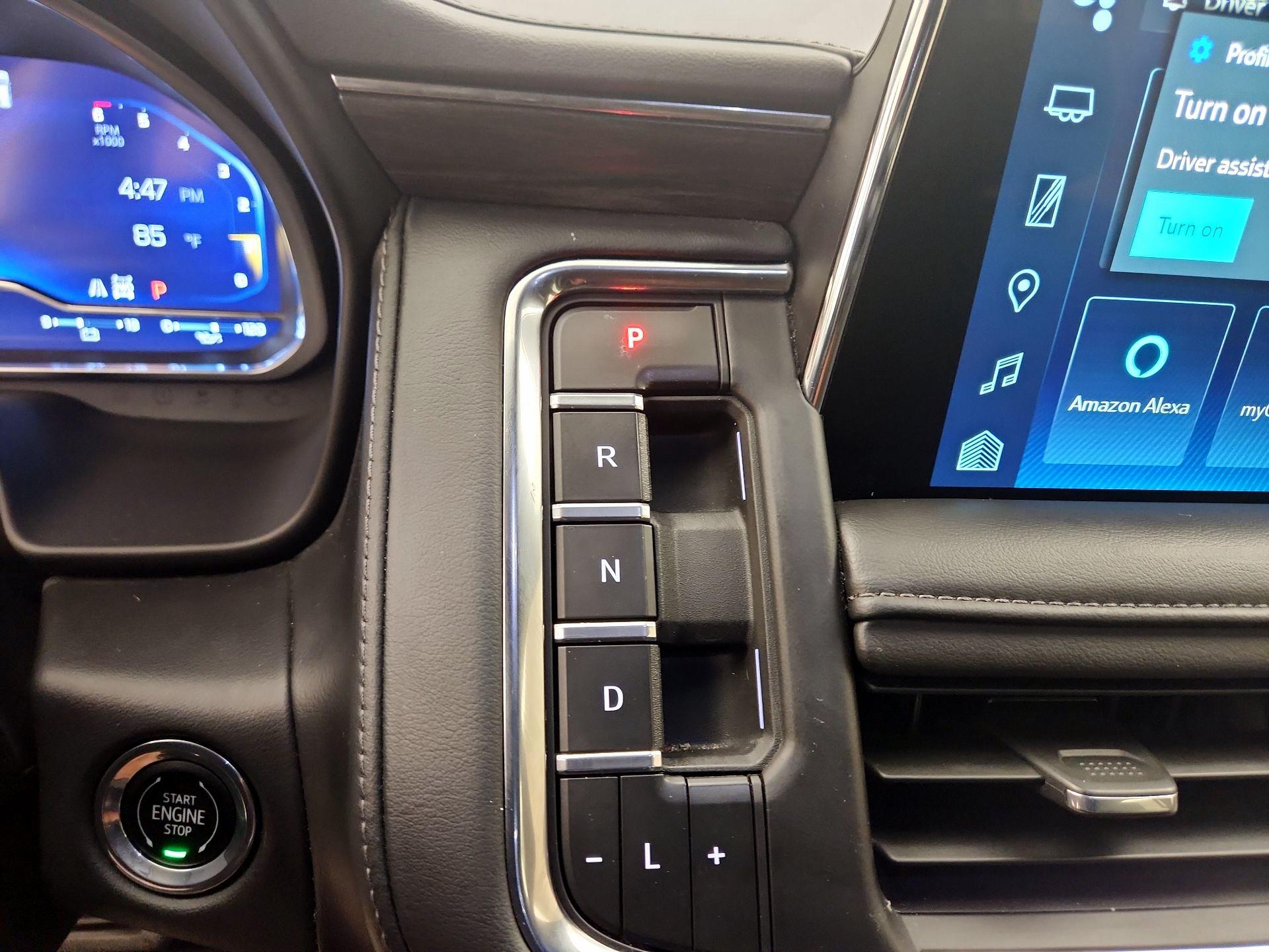 Thumbnail: 2023 Chevrolet Tahoe - 18