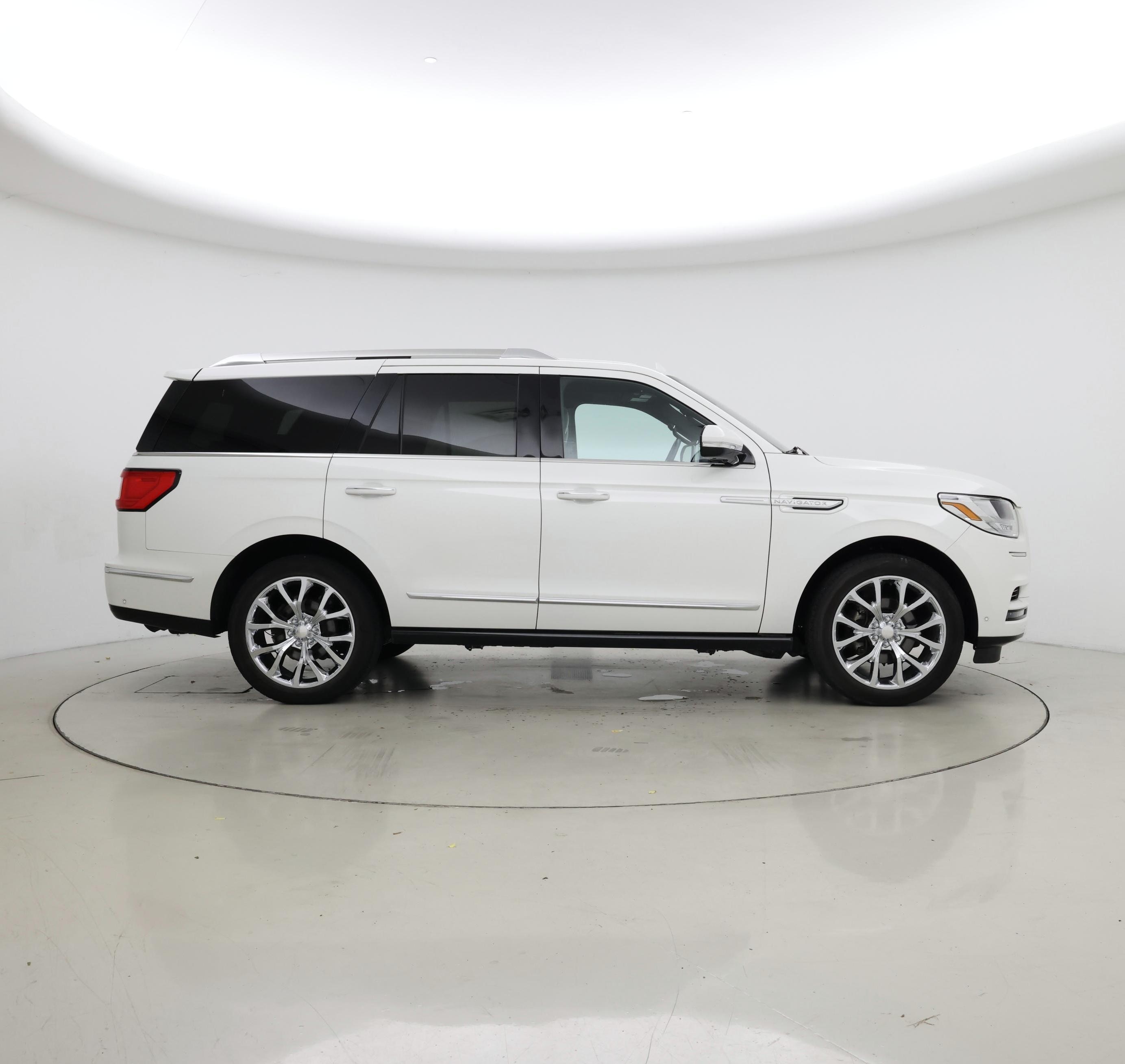 Thumbnail: 2020 Lincoln Navigator - 7