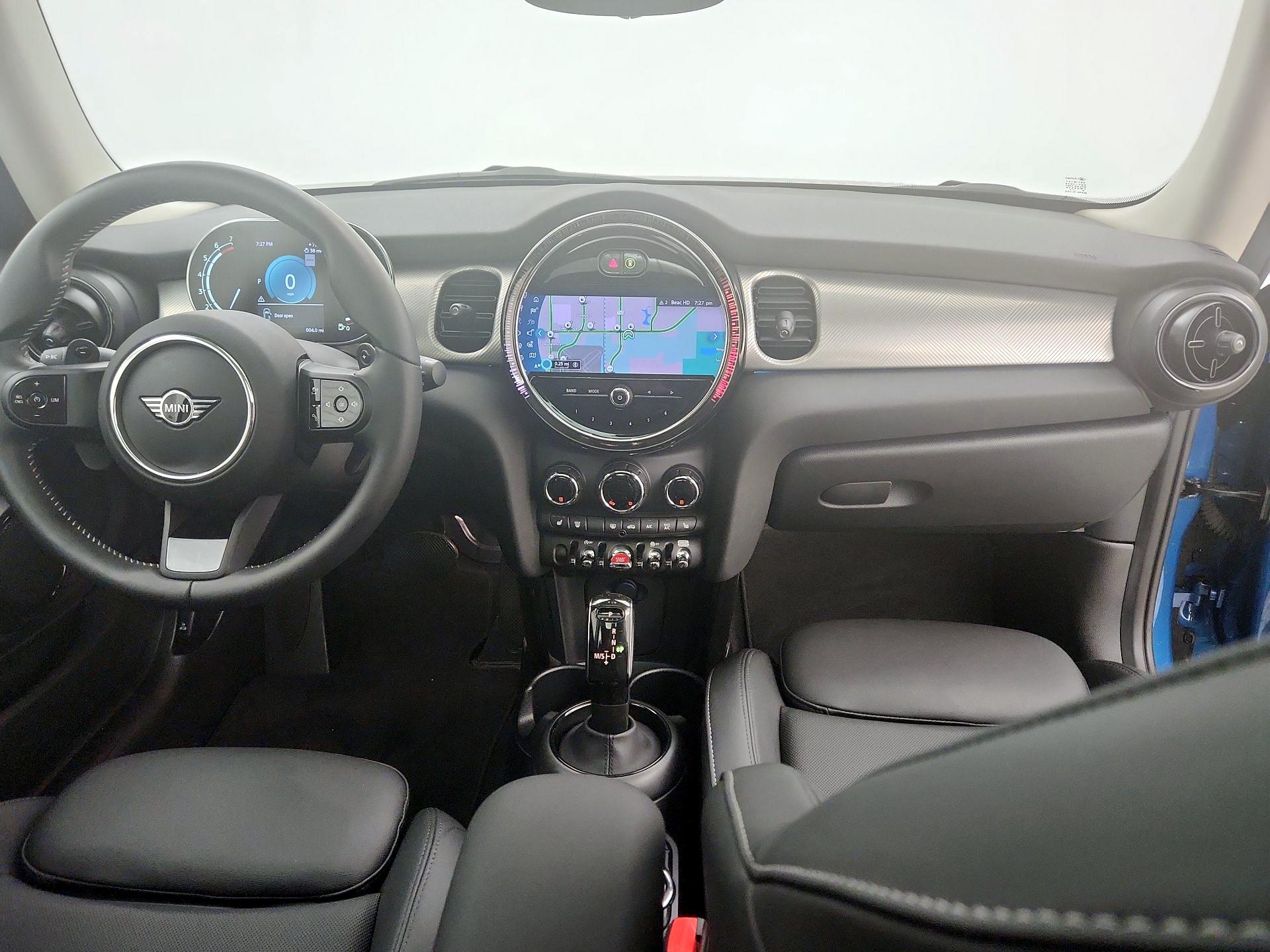 Thumbnail: 2024 MINI Cooper Hardtop - 9