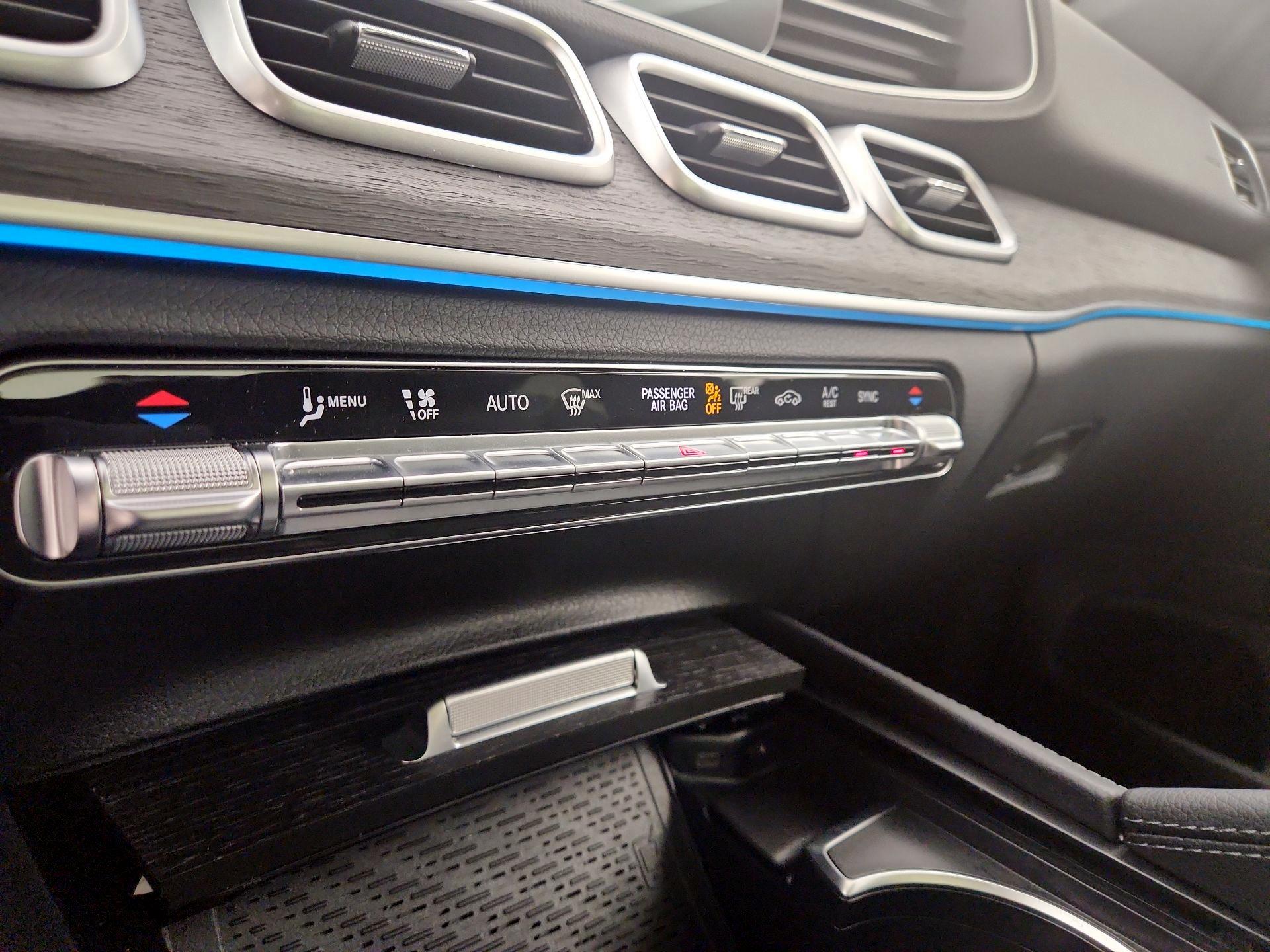 Thumbnail: 2021 Mercedes-Benz GLE - 17