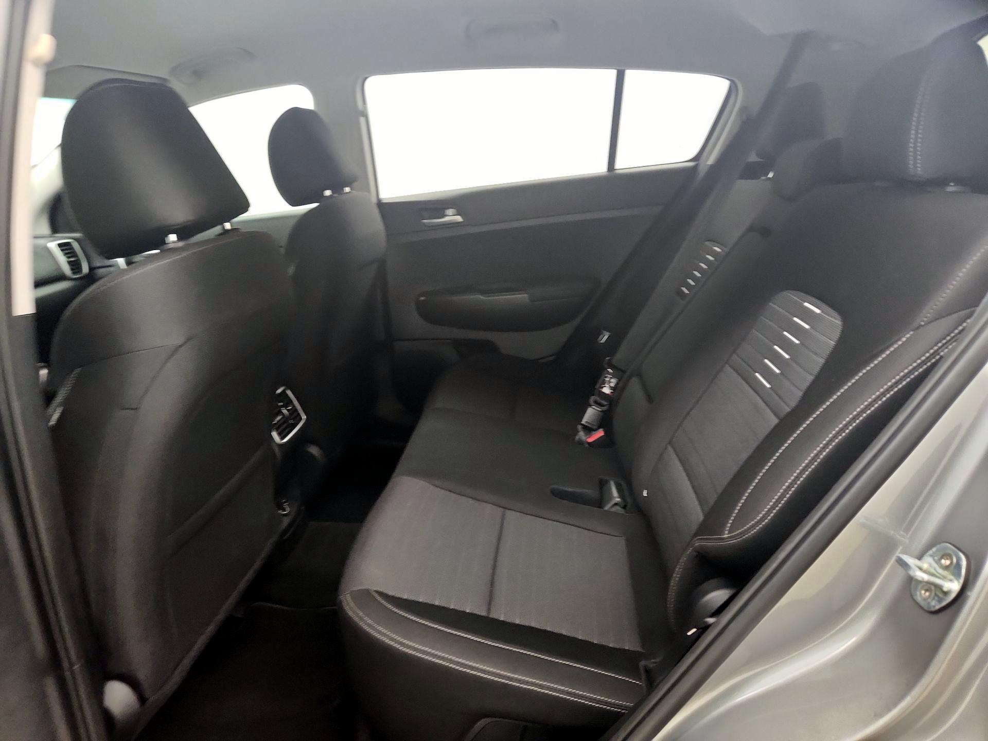 Thumbnail: 2022 Kia Sportage - 19