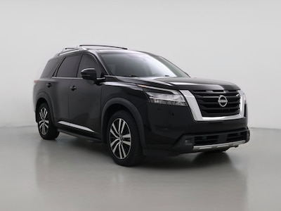 Black 2023 Nissan Pathfinder Platinum