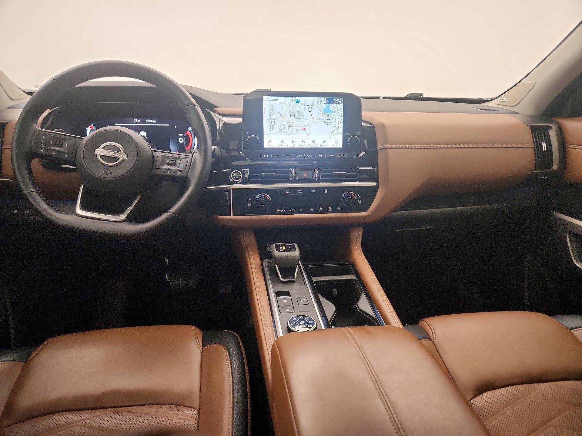 Thumbnail: 2023 Nissan Pathfinder - 9