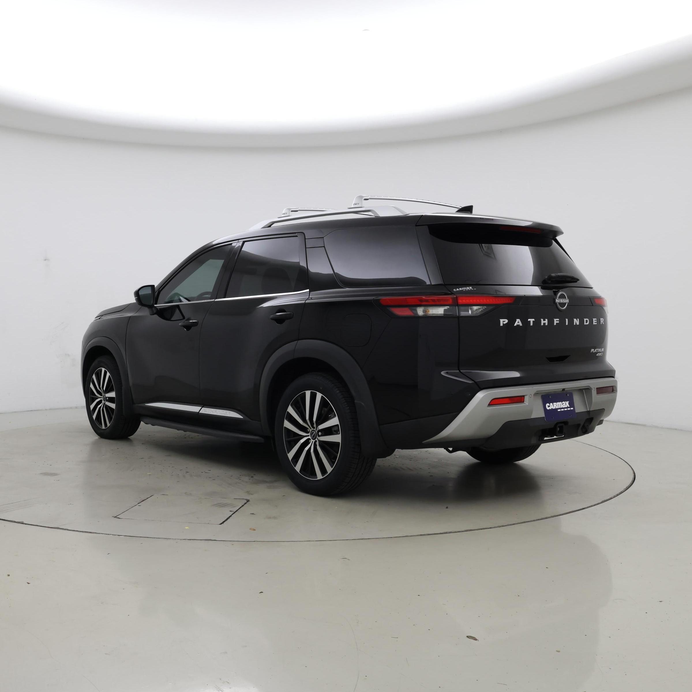 Thumbnail: 2023 Nissan Pathfinder - 2