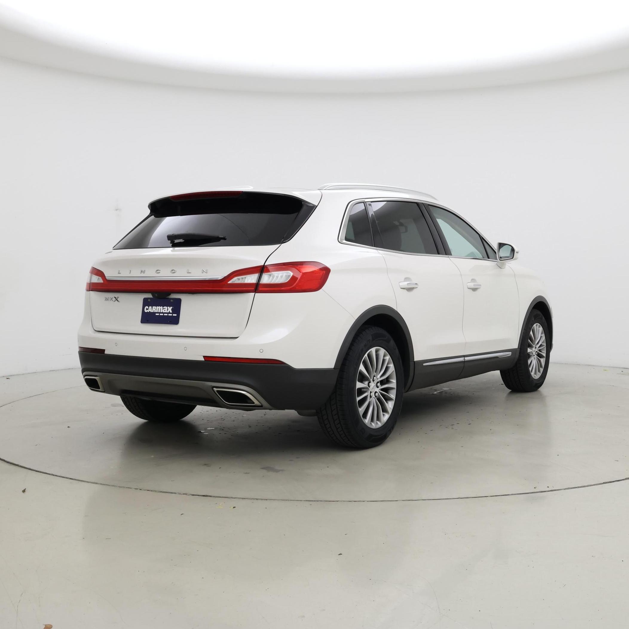 Thumbnail: 2016 Lincoln MKX - 8