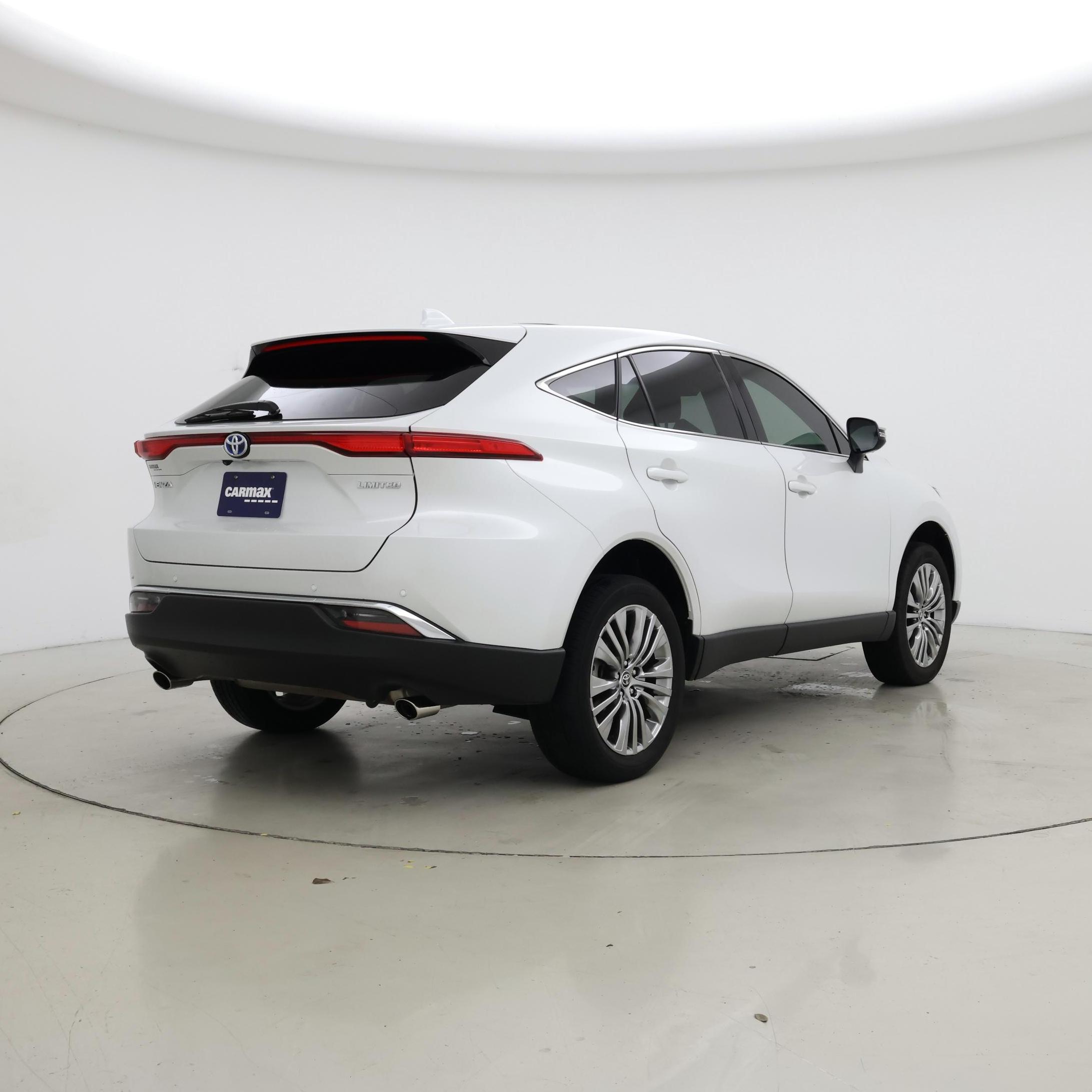 Thumbnail: 2023 Toyota Venza - 8