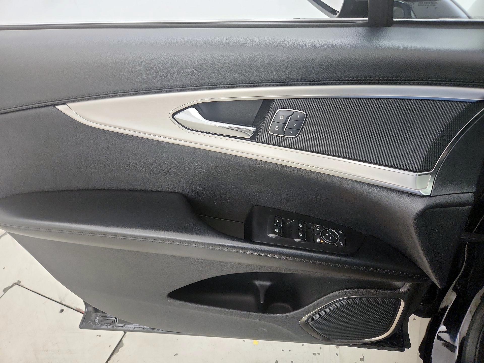Thumbnail: 2018 Lincoln MKX - 12