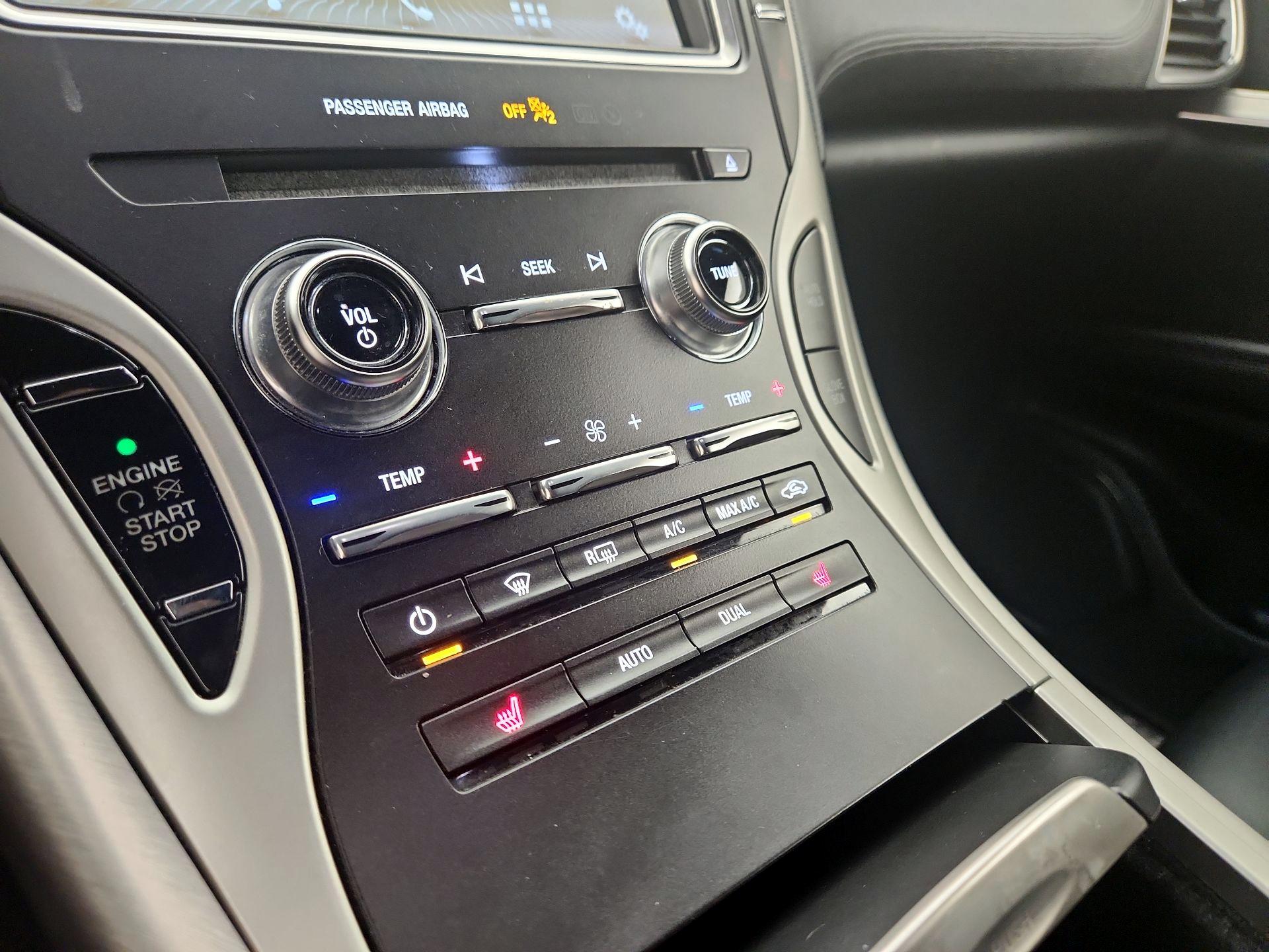 Thumbnail: 2018 Lincoln MKX - 16