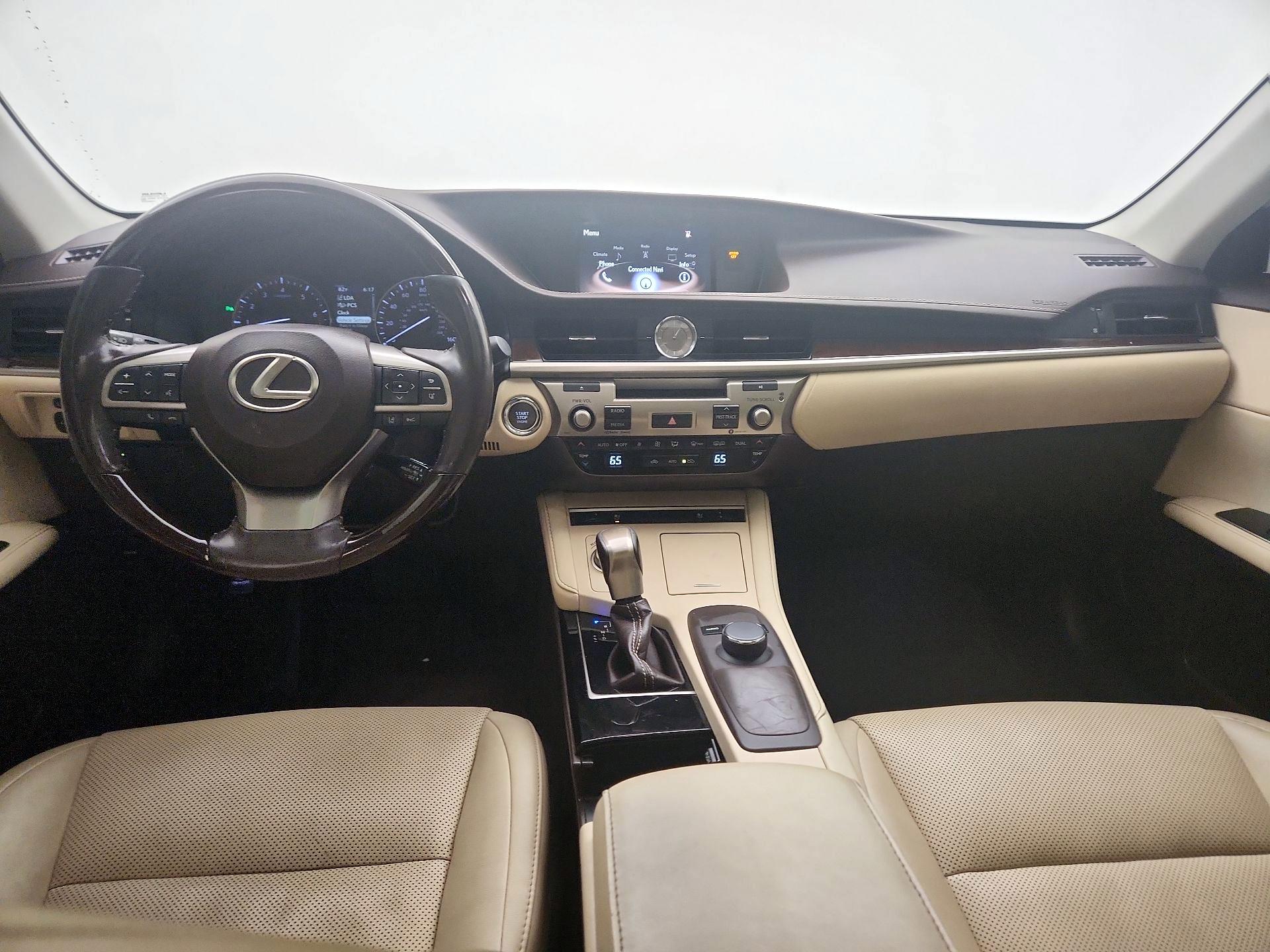 Thumbnail: 2017 Lexus ES - 9