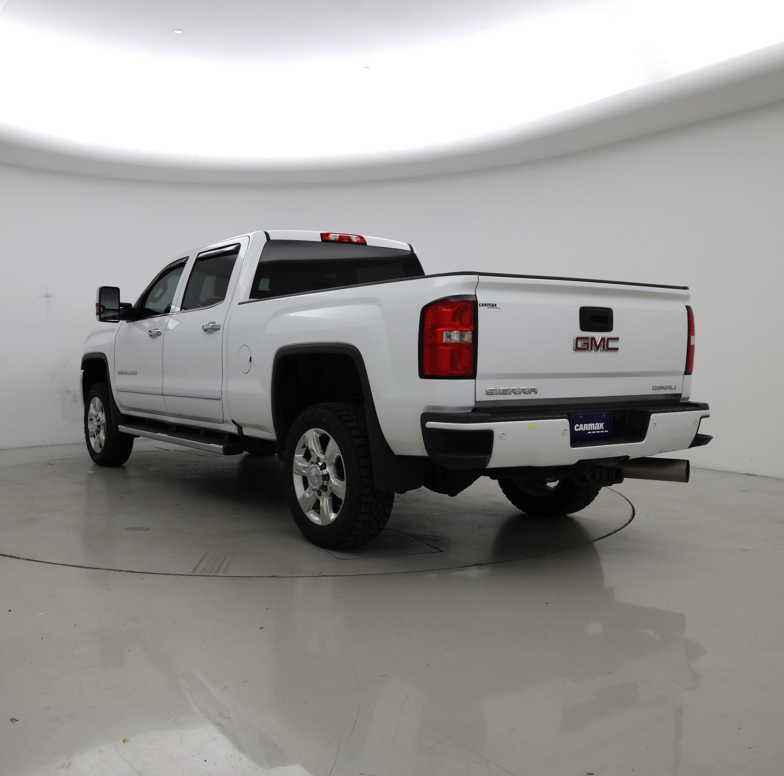 Thumbnail: 2019 GMC Sierra 2500 - 2