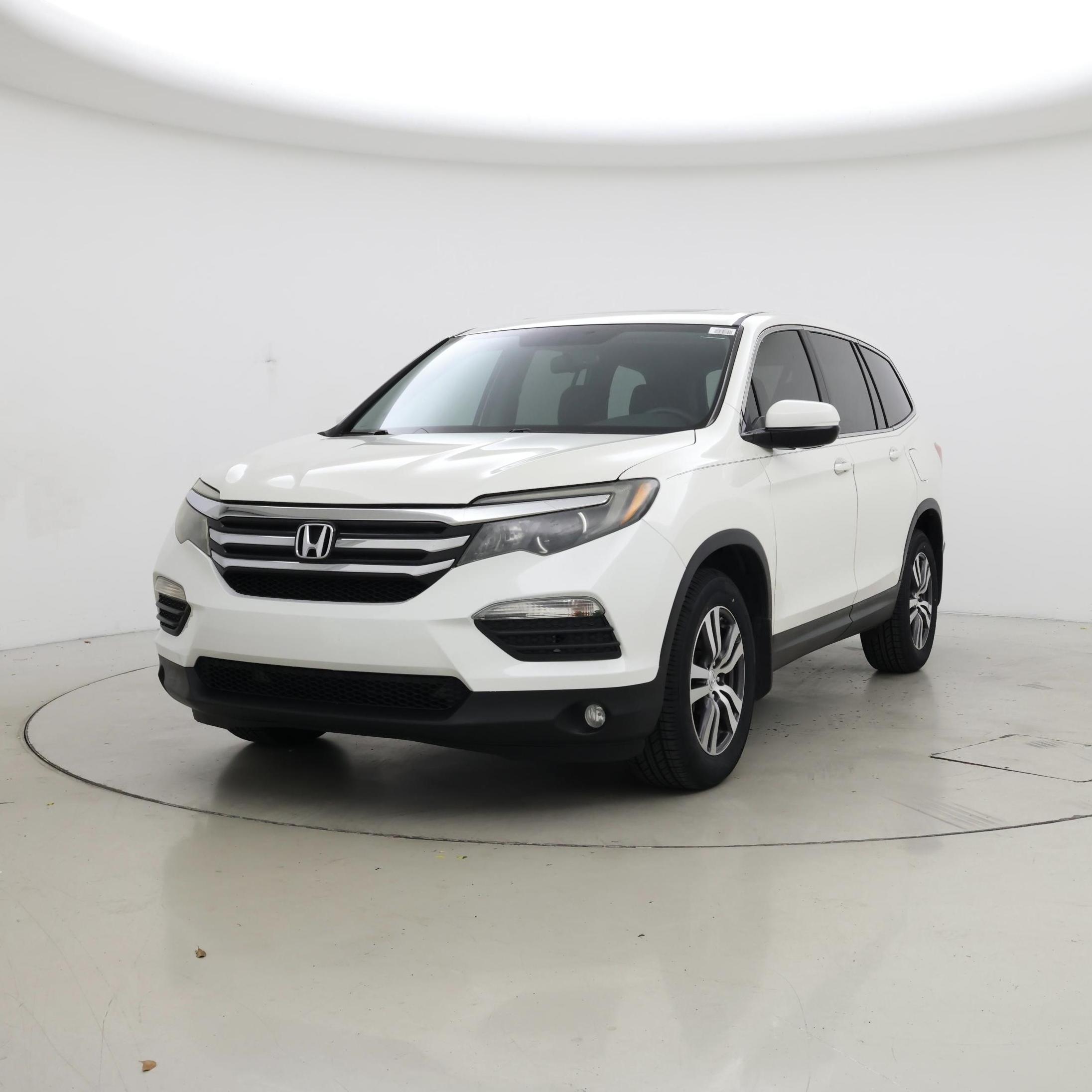 Thumbnail: 2018 Honda Pilot - 4