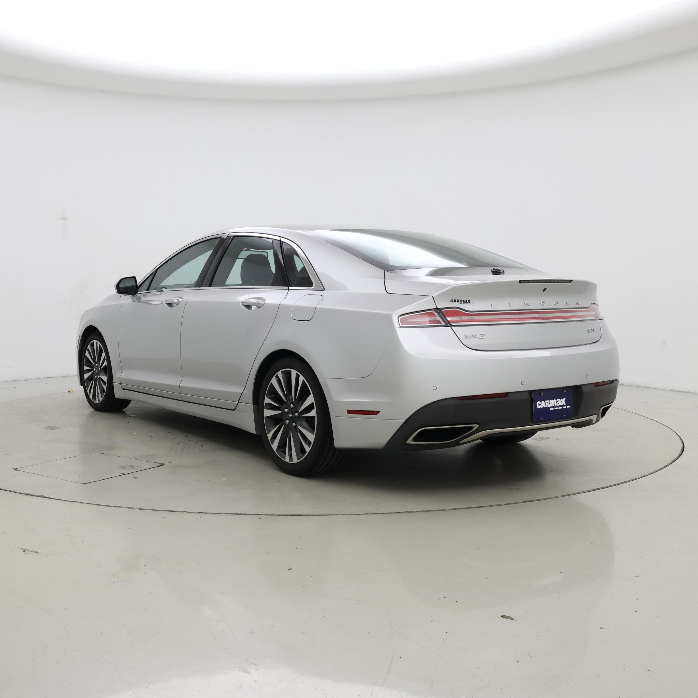 Thumbnail: 2017 Lincoln MKZ - 2