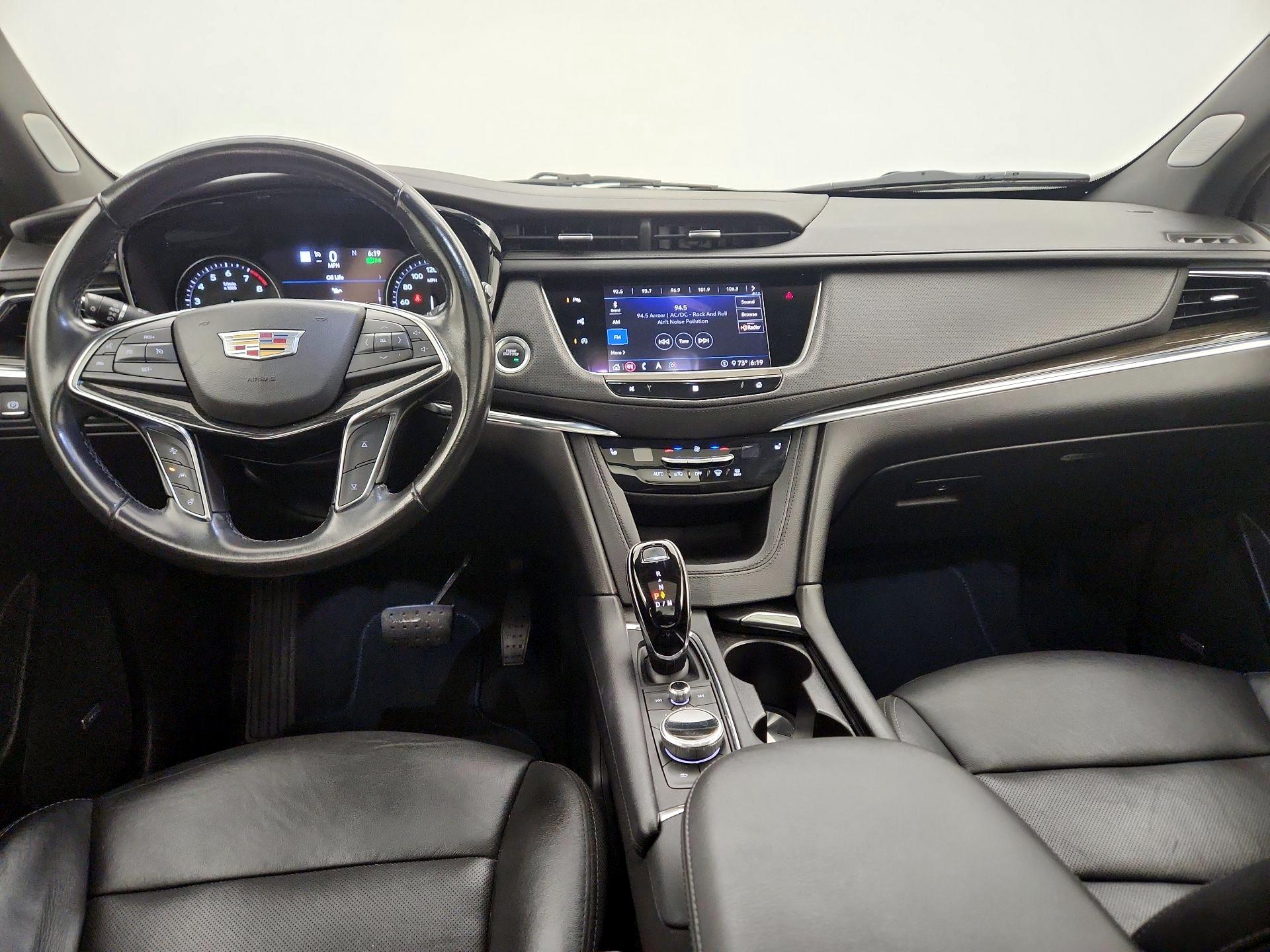 Thumbnail: 2020 Cadillac XT5 - 9