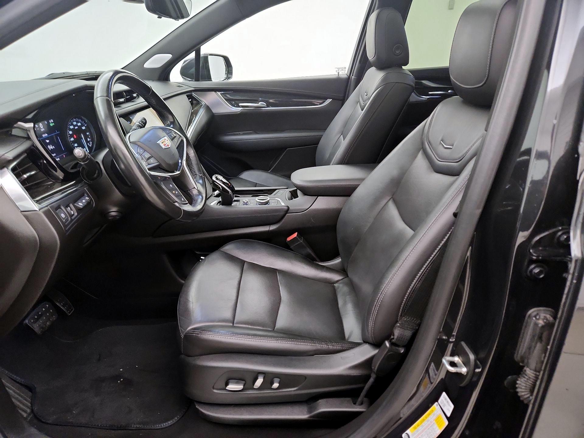 Thumbnail: 2020 Cadillac XT5 - 11