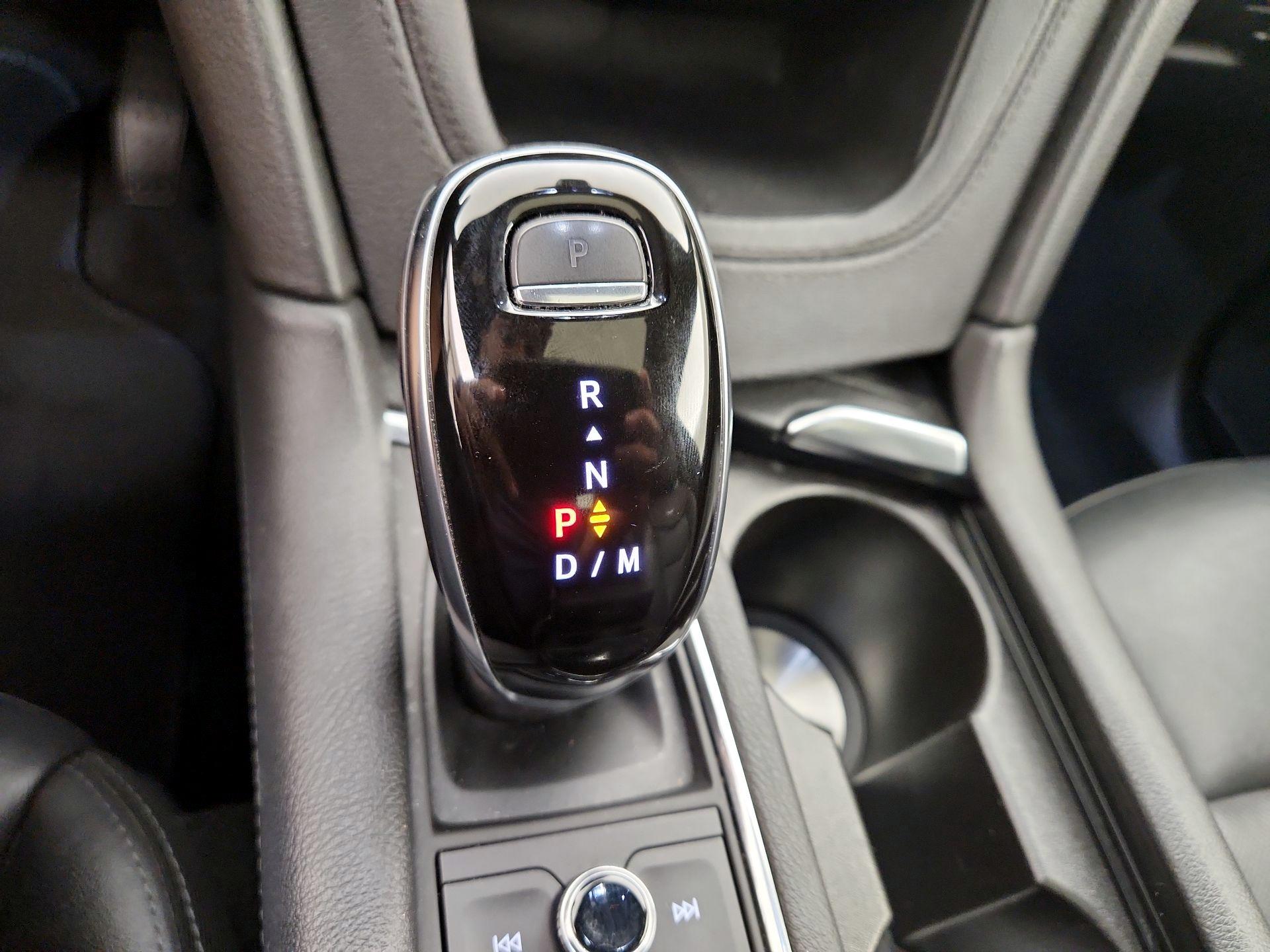 Thumbnail: 2020 Cadillac XT5 - 17