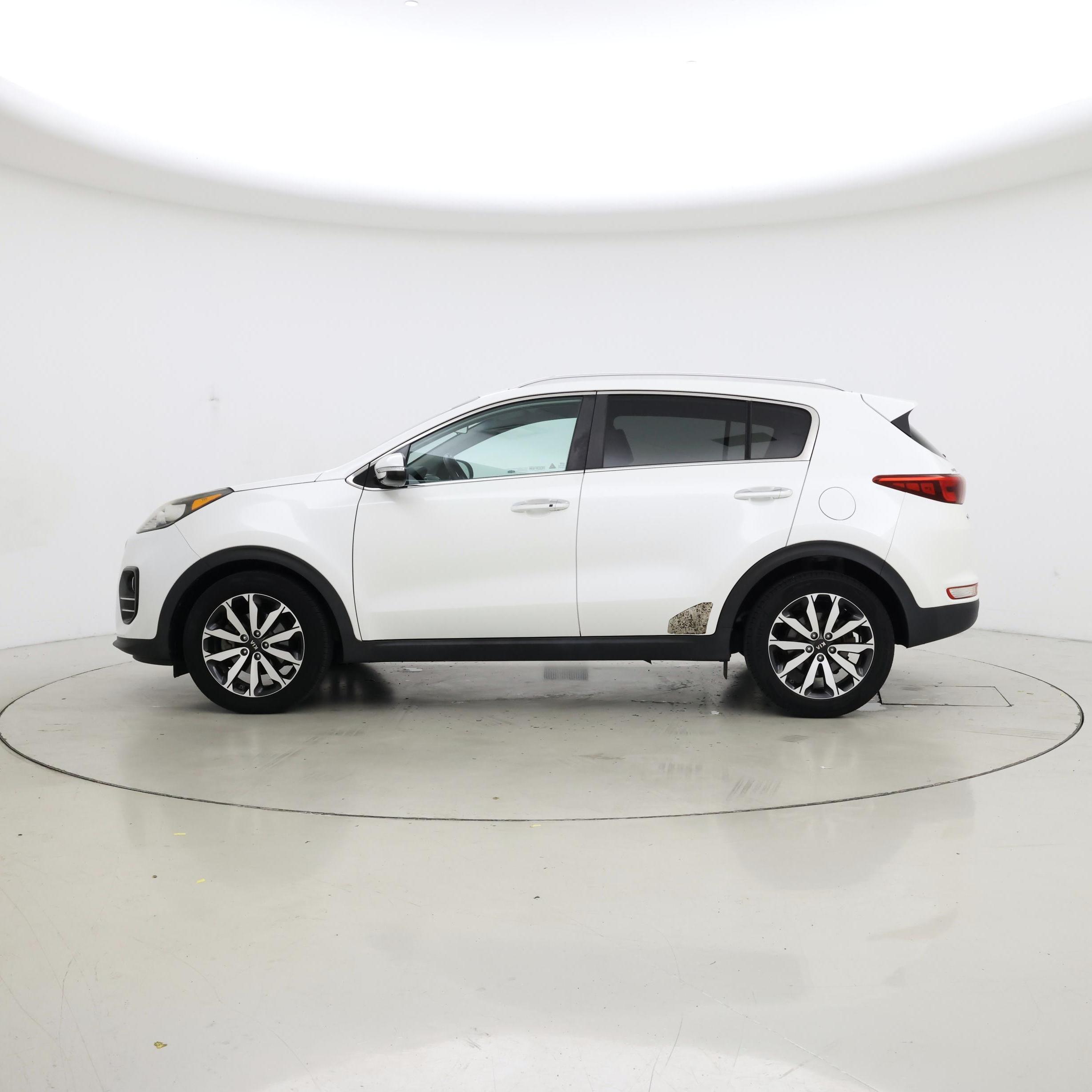 Thumbnail: 2018 Kia Sportage - 3