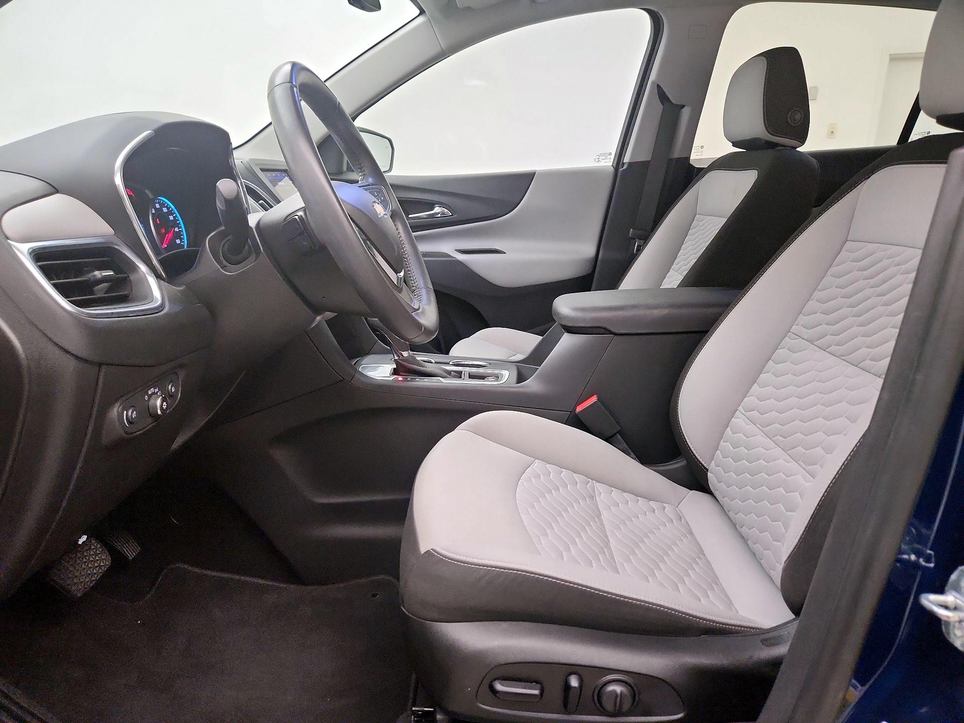 Thumbnail: 2020 Chevrolet Equinox - 11