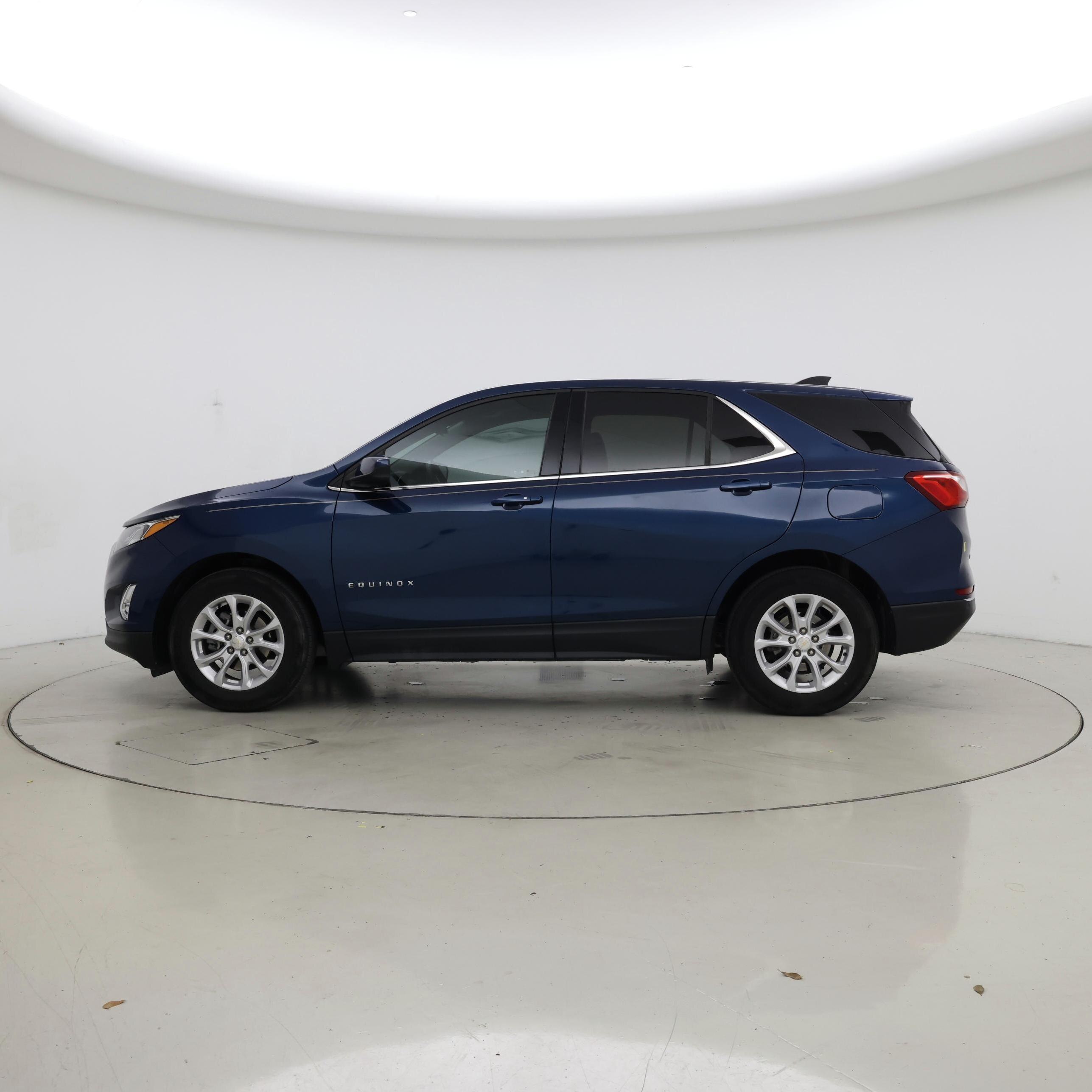 Thumbnail: 2020 Chevrolet Equinox - 3