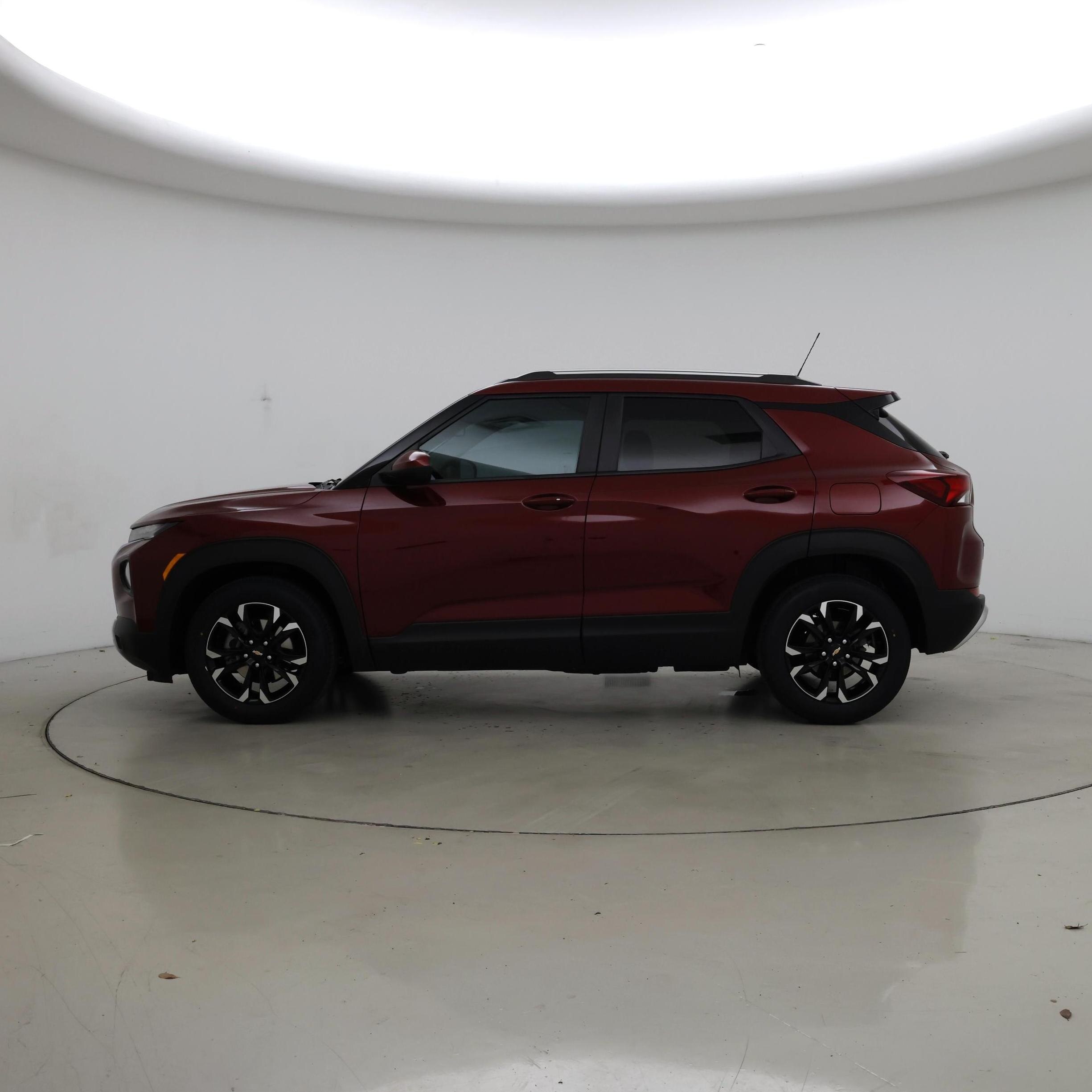 Thumbnail: 2022 Chevrolet TrailBlazer - 3