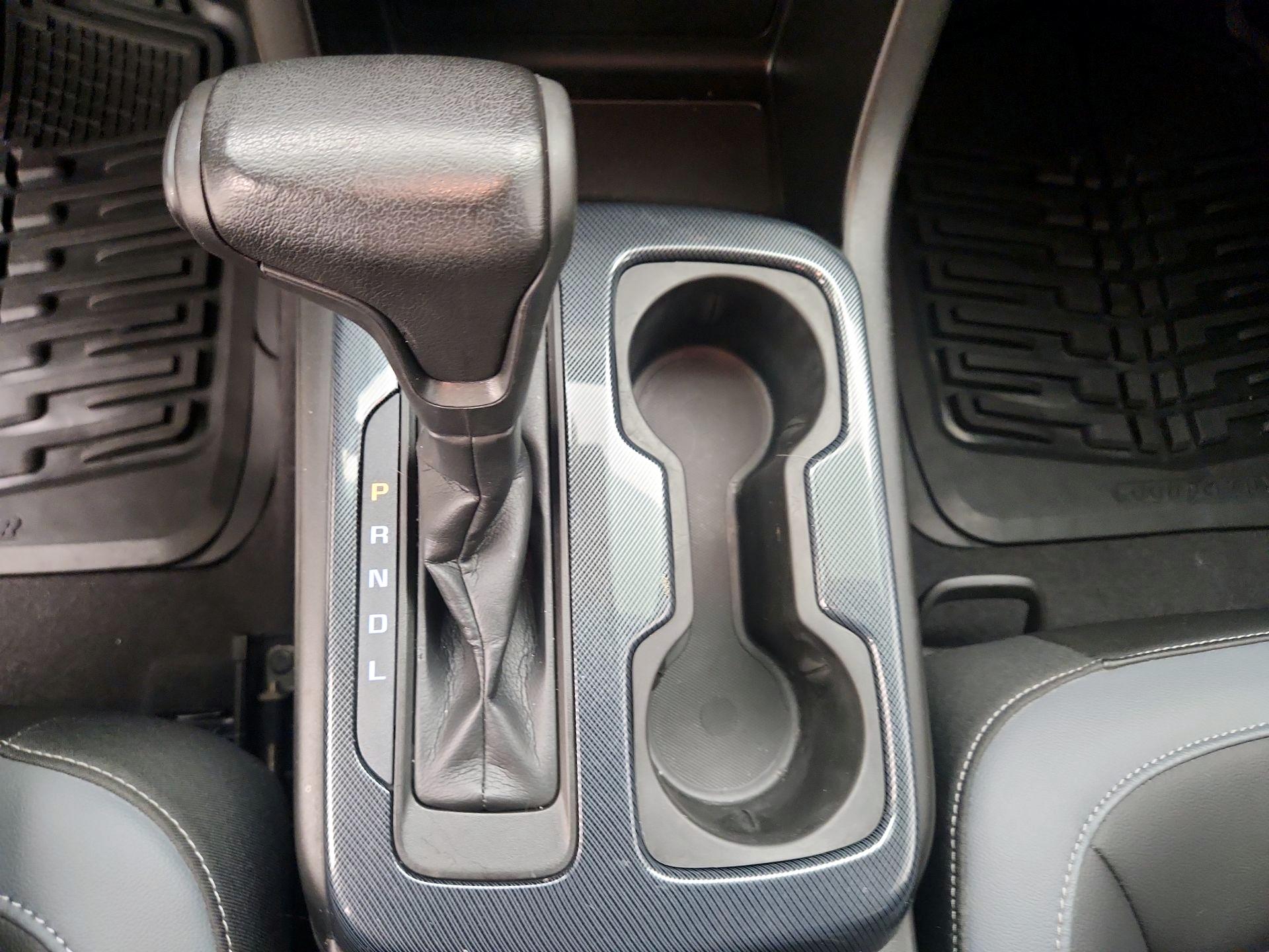 Thumbnail: 2021 Chevrolet Colorado - 17