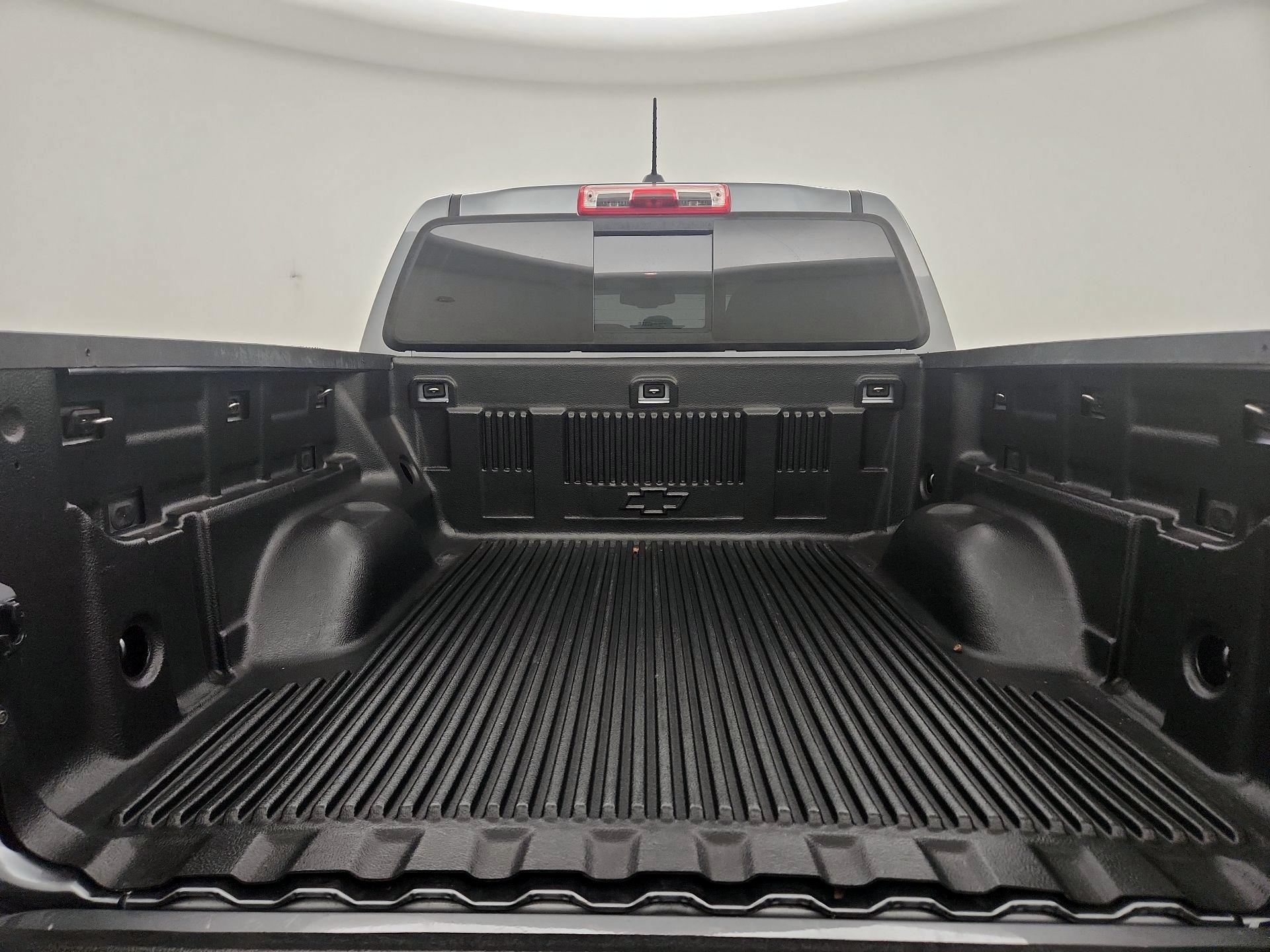 Thumbnail: 2021 Chevrolet Colorado - 20