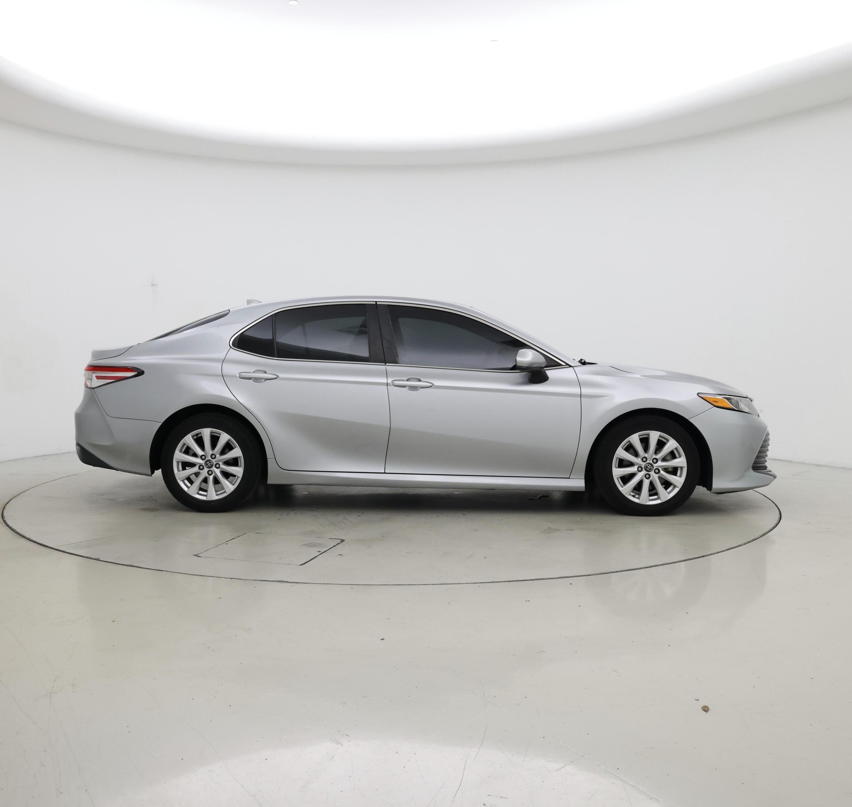 Thumbnail: 2020 Toyota Camry - 7