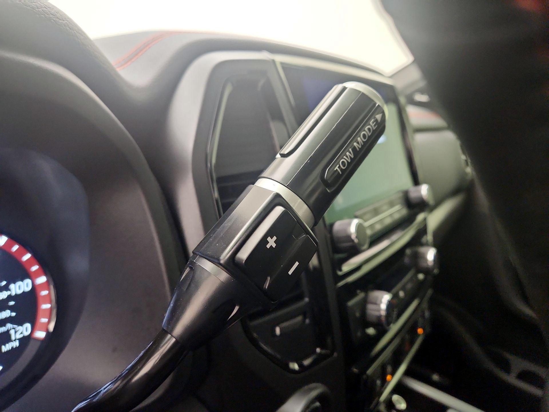 Thumbnail: 2024 Nissan Titan - 18