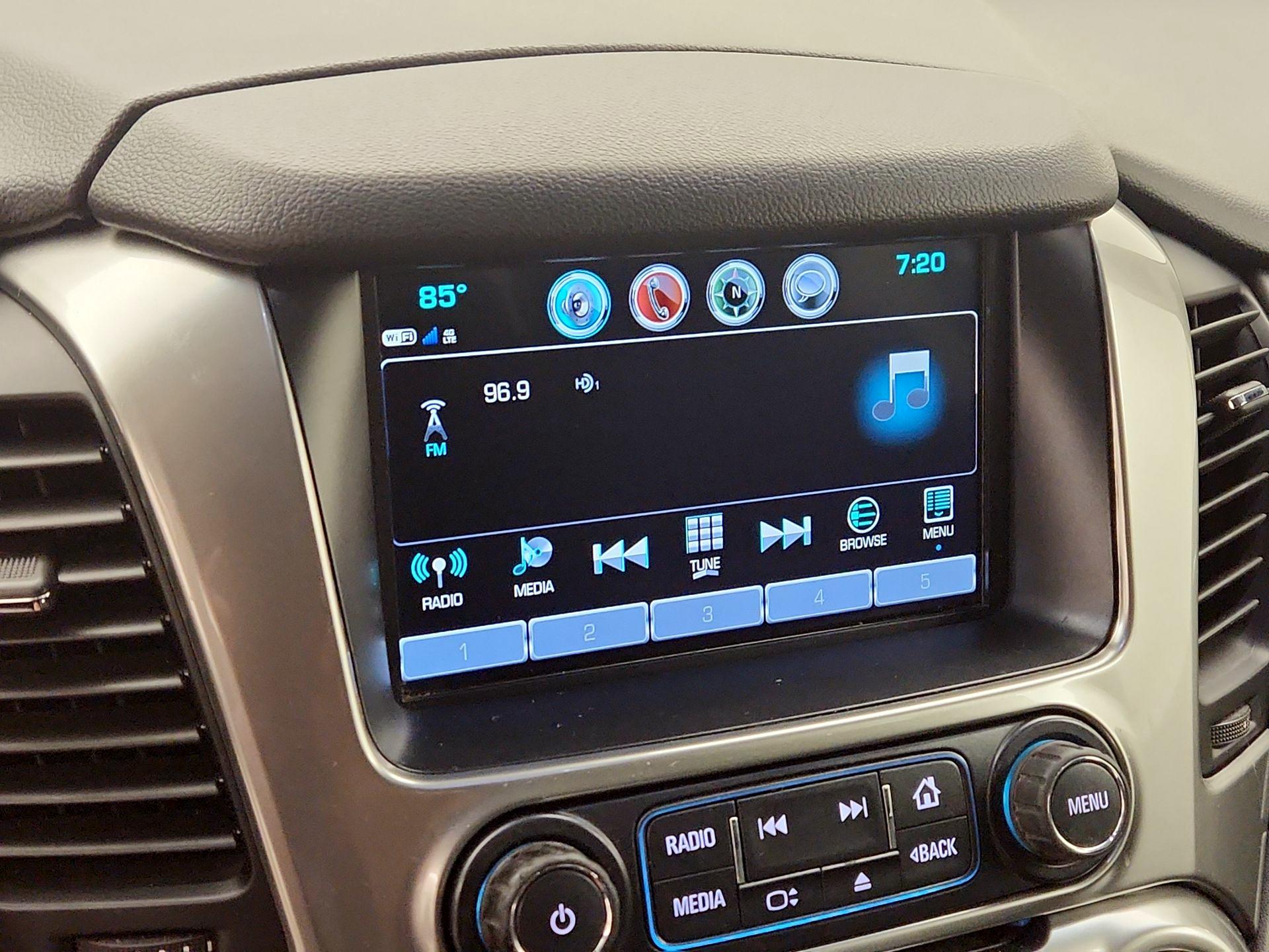 Thumbnail: 2019 Chevrolet Suburban - 15
