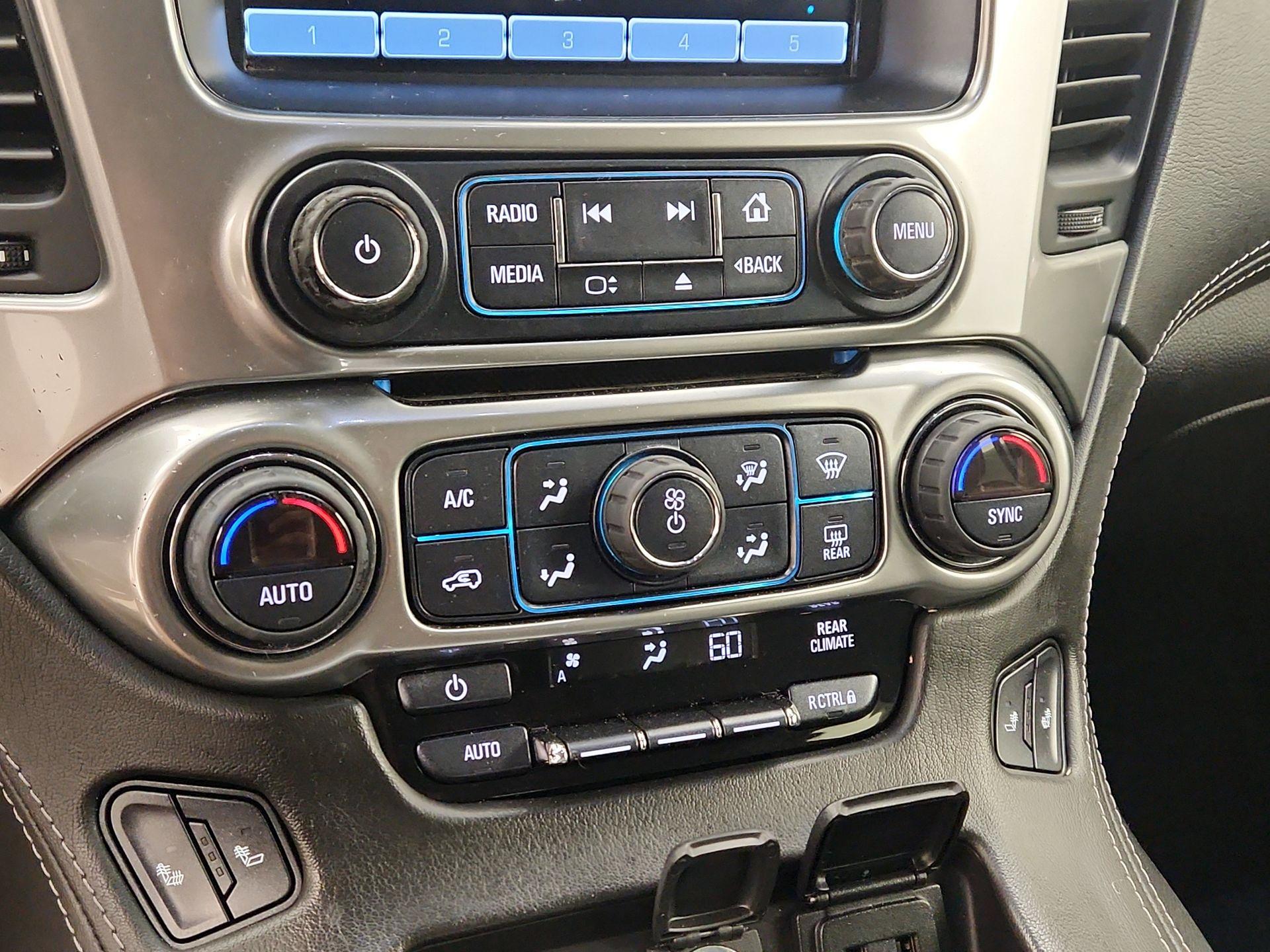 Thumbnail: 2019 Chevrolet Suburban - 16