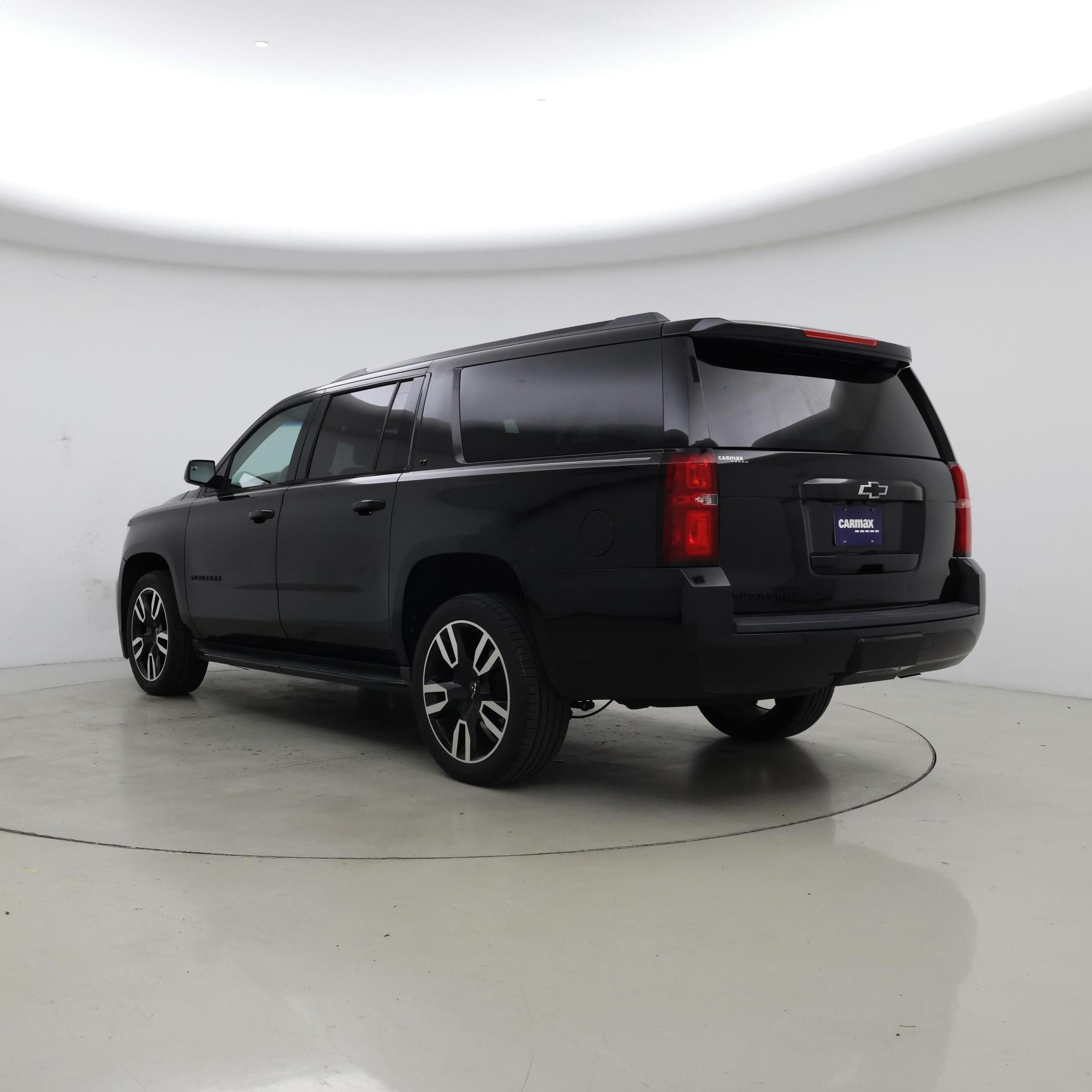 Thumbnail: 2019 Chevrolet Suburban - 2
