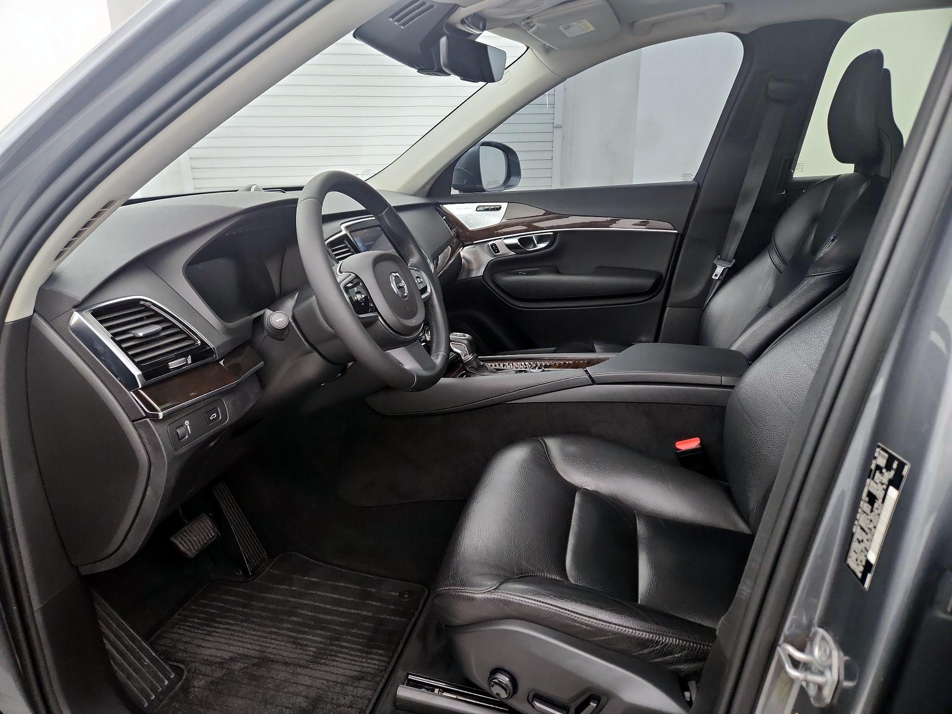 Thumbnail: 2016 Volvo XC90 - 11