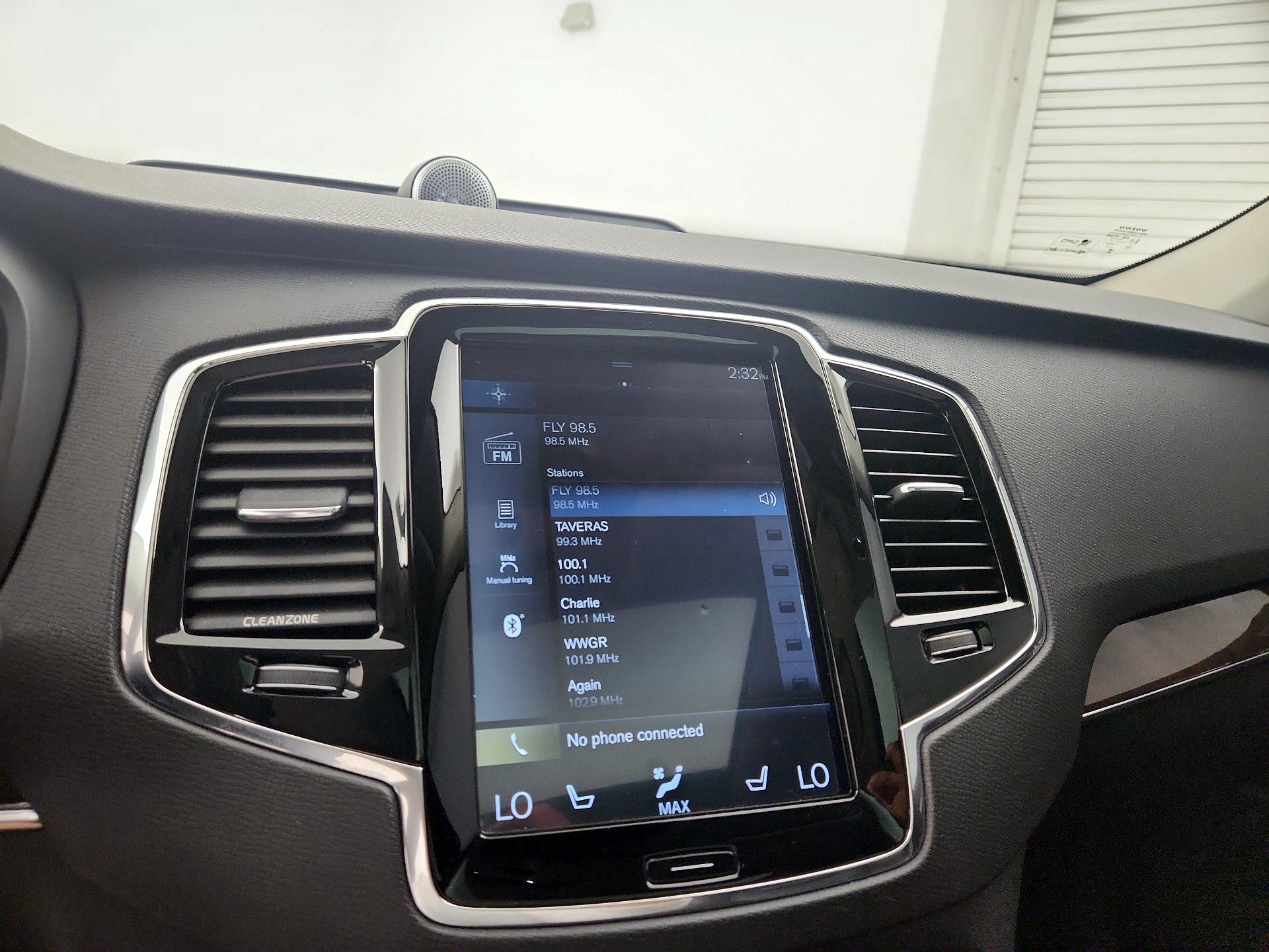 Thumbnail: 2016 Volvo XC90 - 16