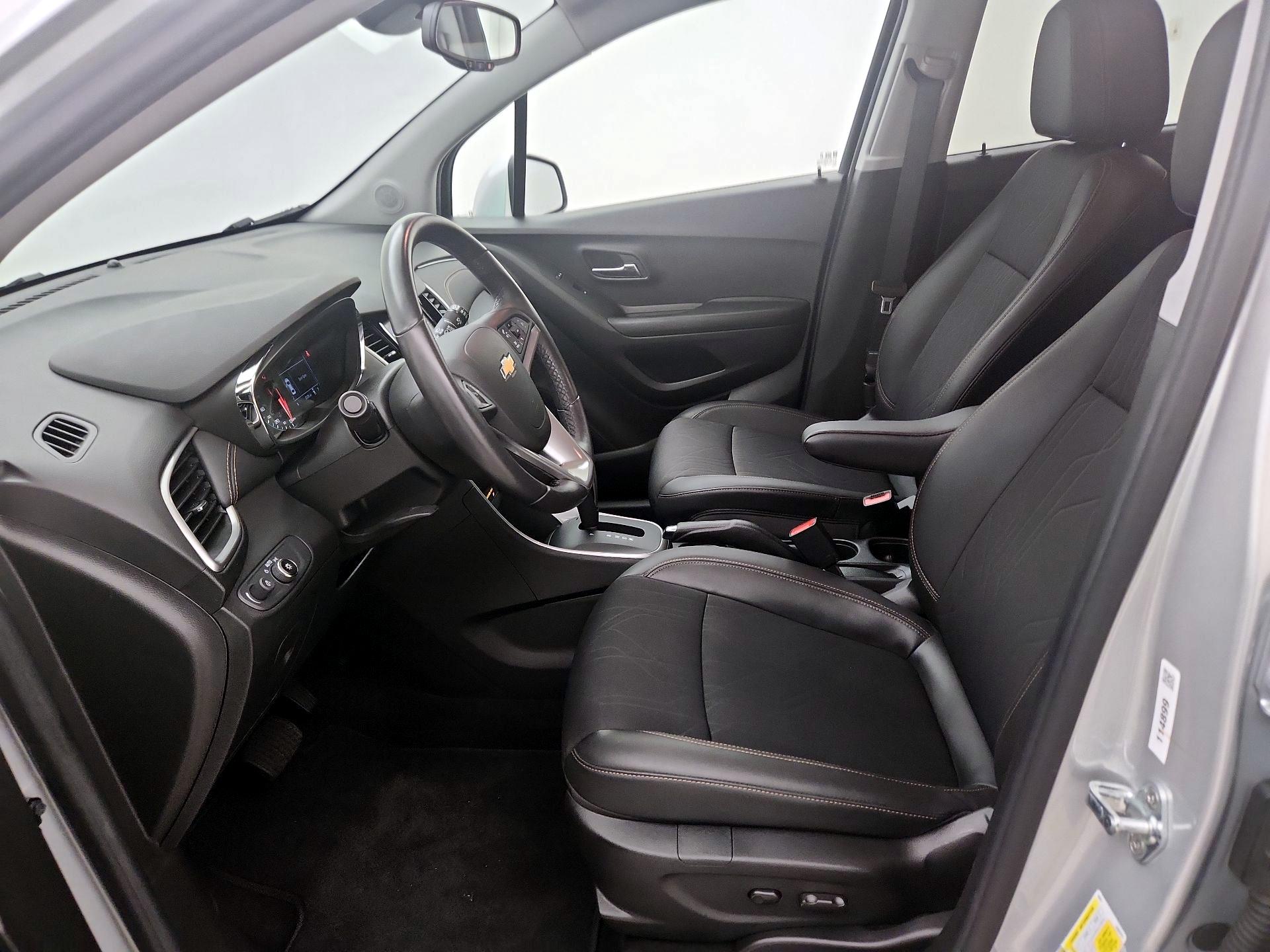 Thumbnail: 2022 Chevrolet Trax - 11