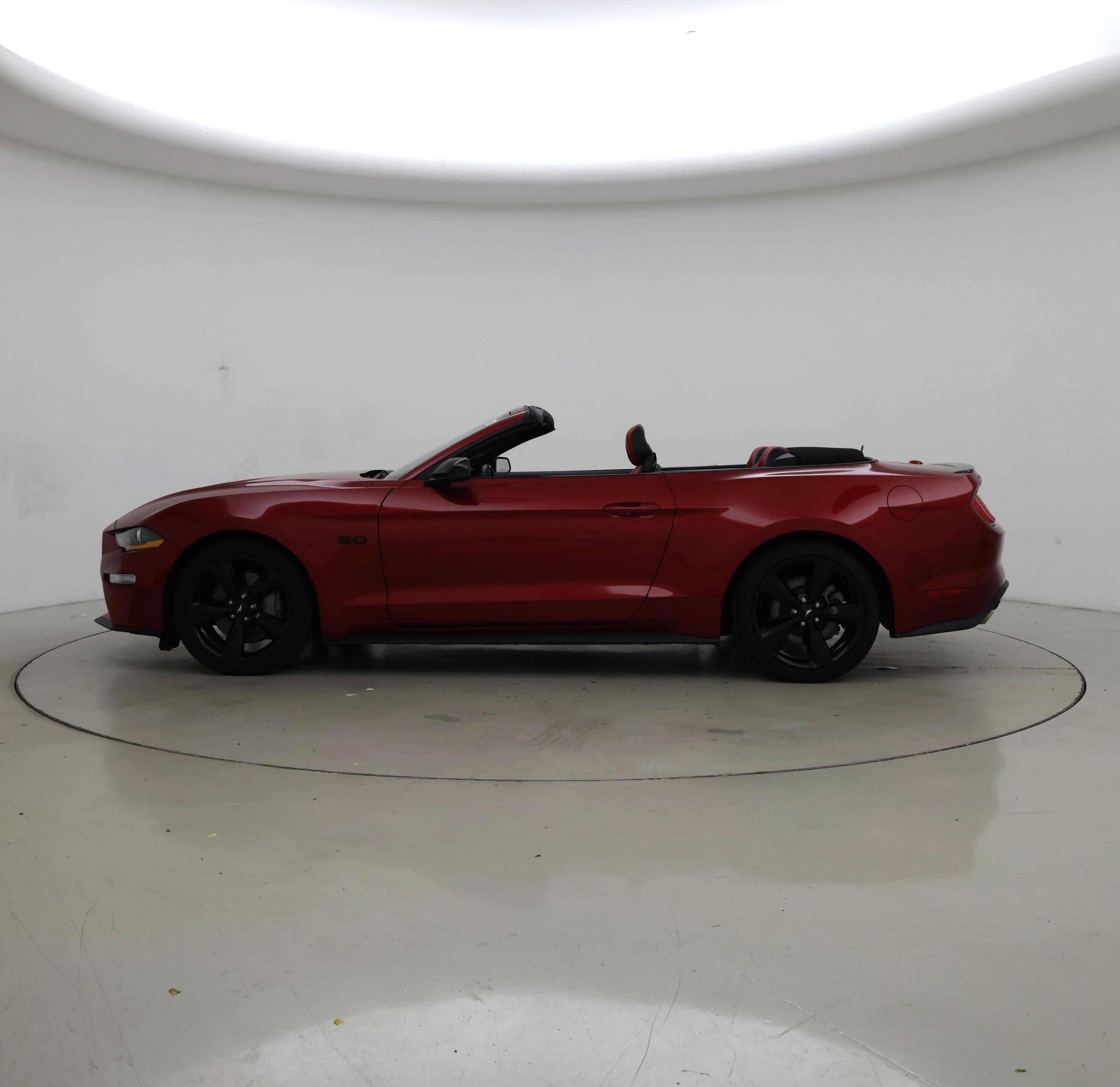 Thumbnail: 2022 Ford Mustang - 3