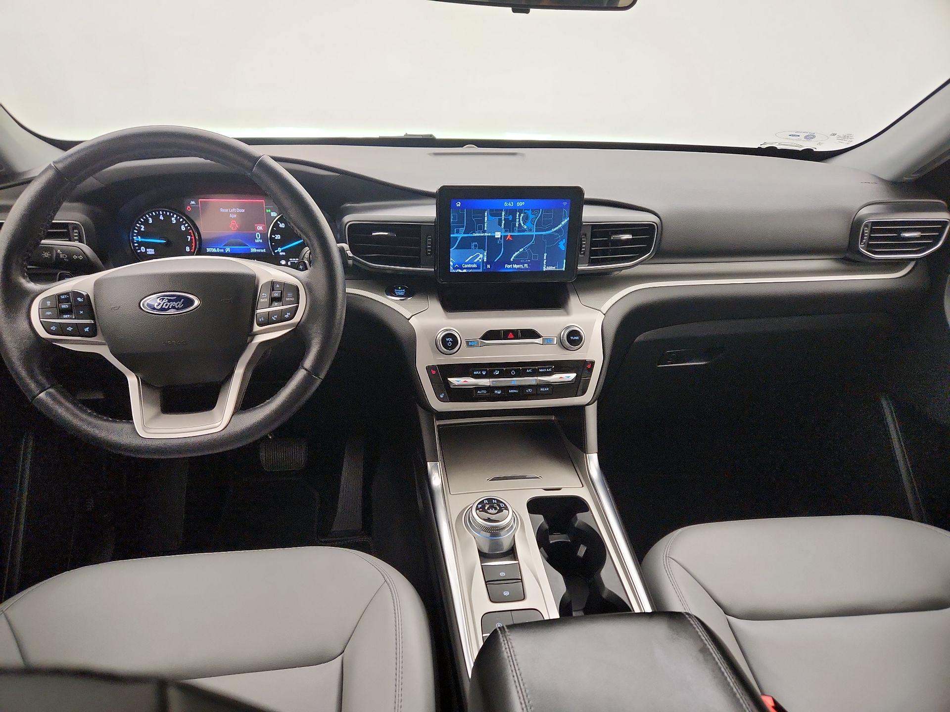 Thumbnail: 2021 Ford Explorer - 9