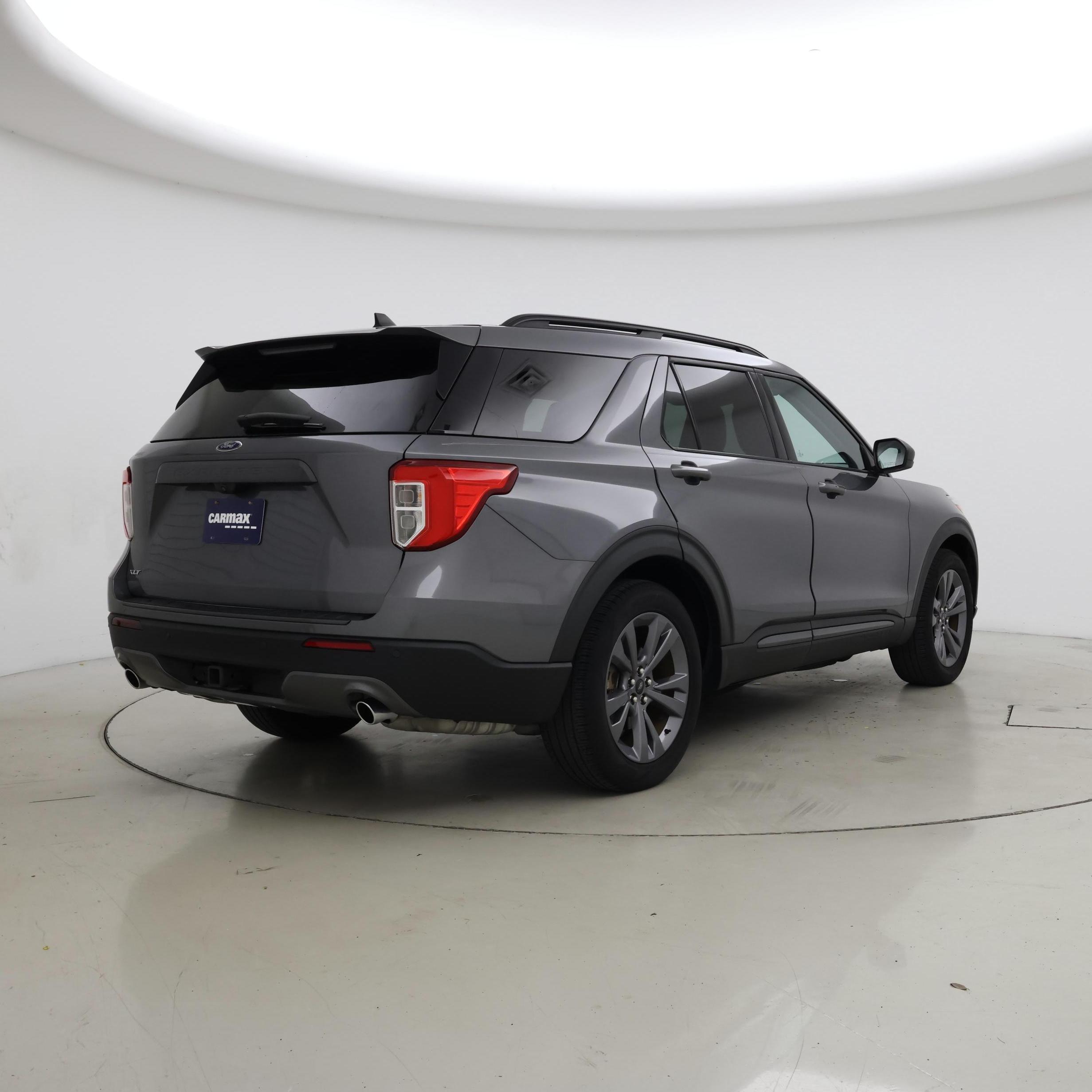 Thumbnail: 2021 Ford Explorer - 8
