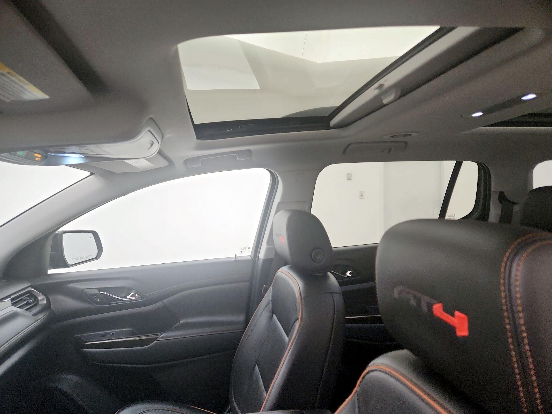 Thumbnail: 2022 GMC Acadia - 19