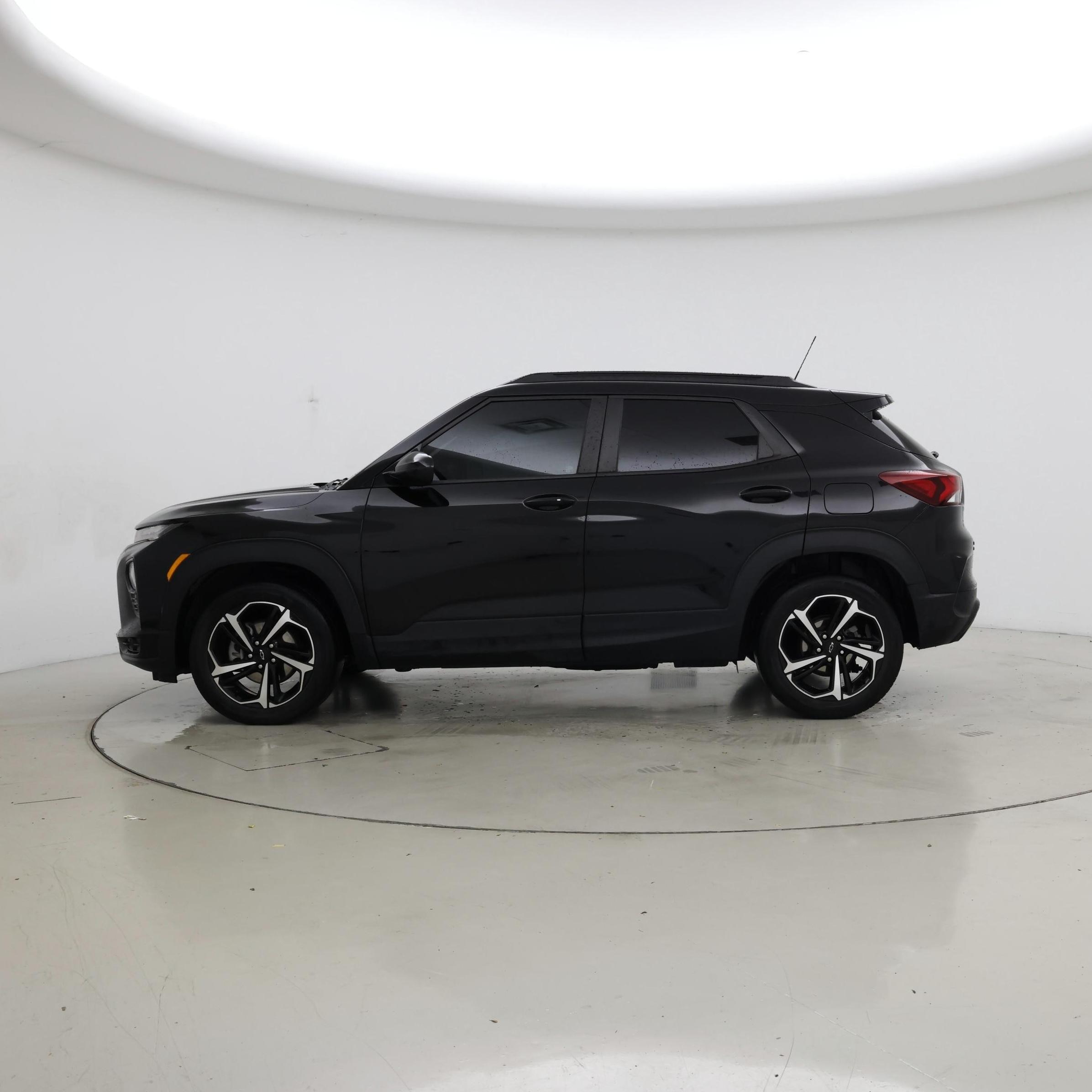 Thumbnail: 2022 Chevrolet TrailBlazer - 3