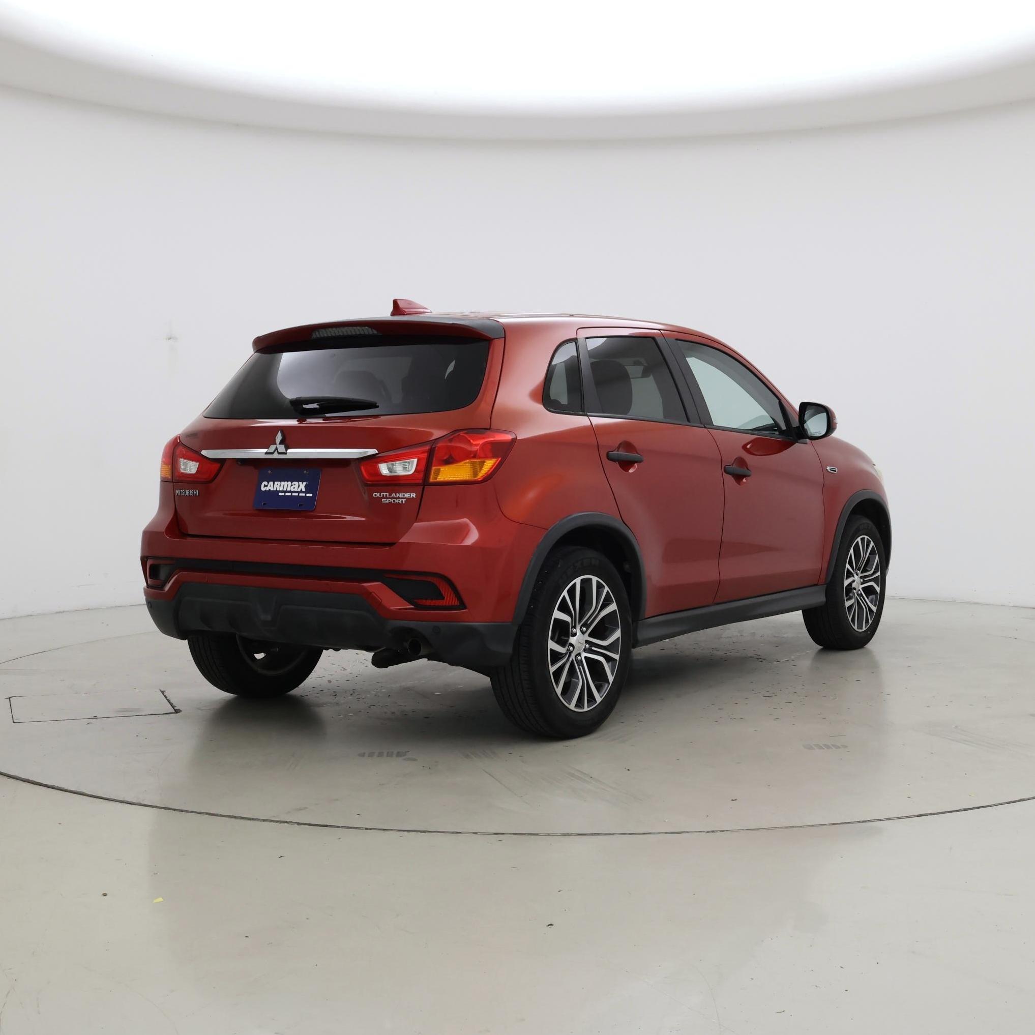 Thumbnail: 2019 Mitsubishi Outlander Sport - 8