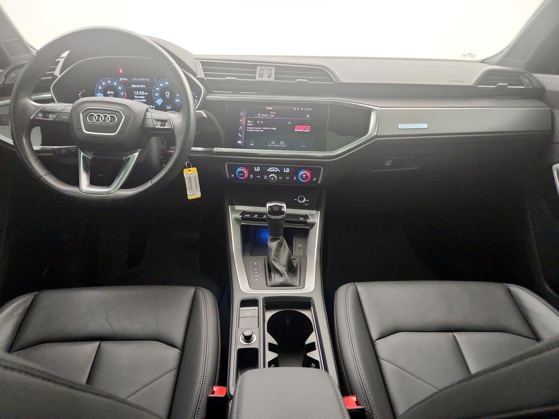 Thumbnail: 2022 Audi Q3 - 9