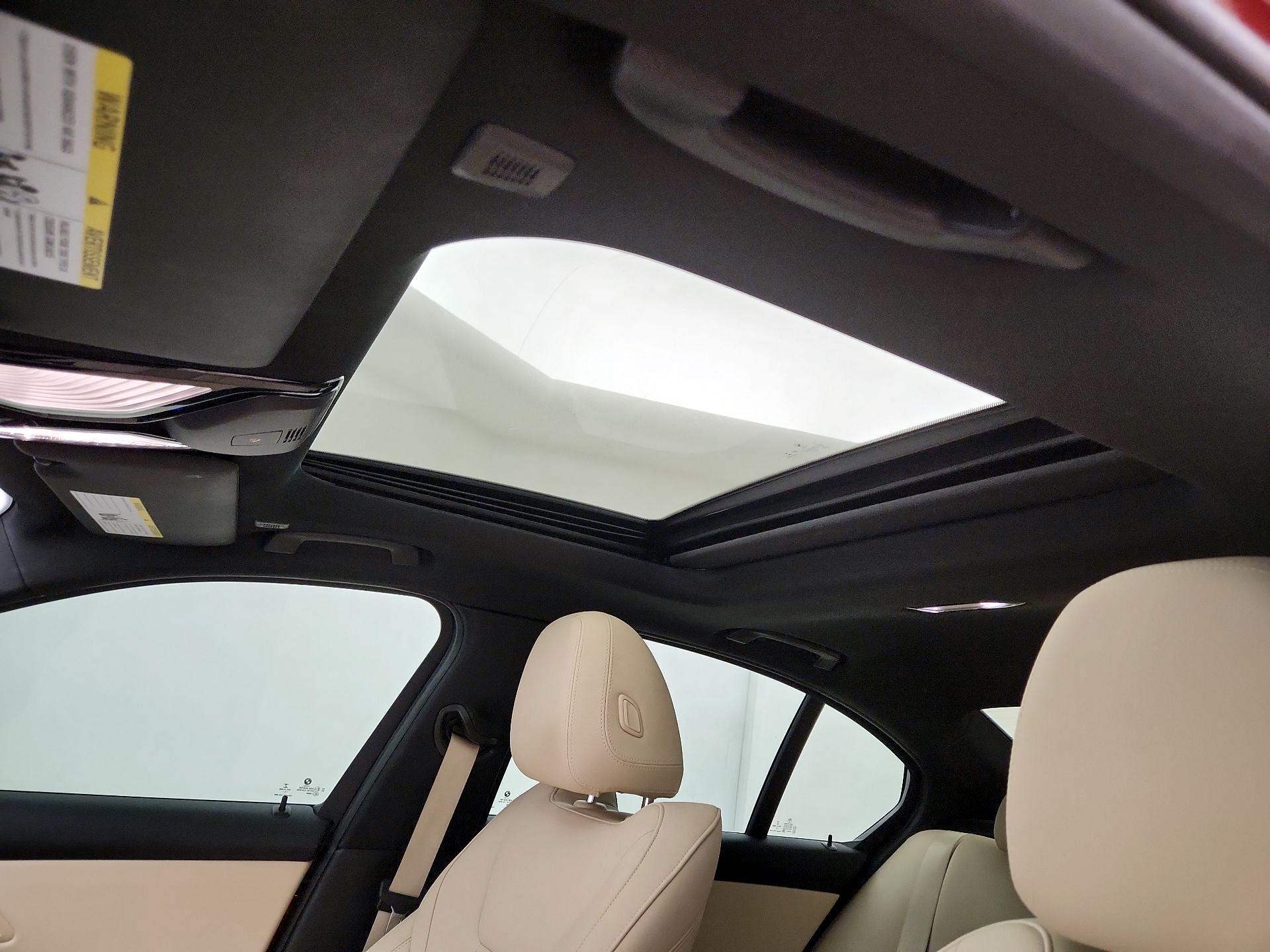 Thumbnail: 2021 BMW 3 Series - 20