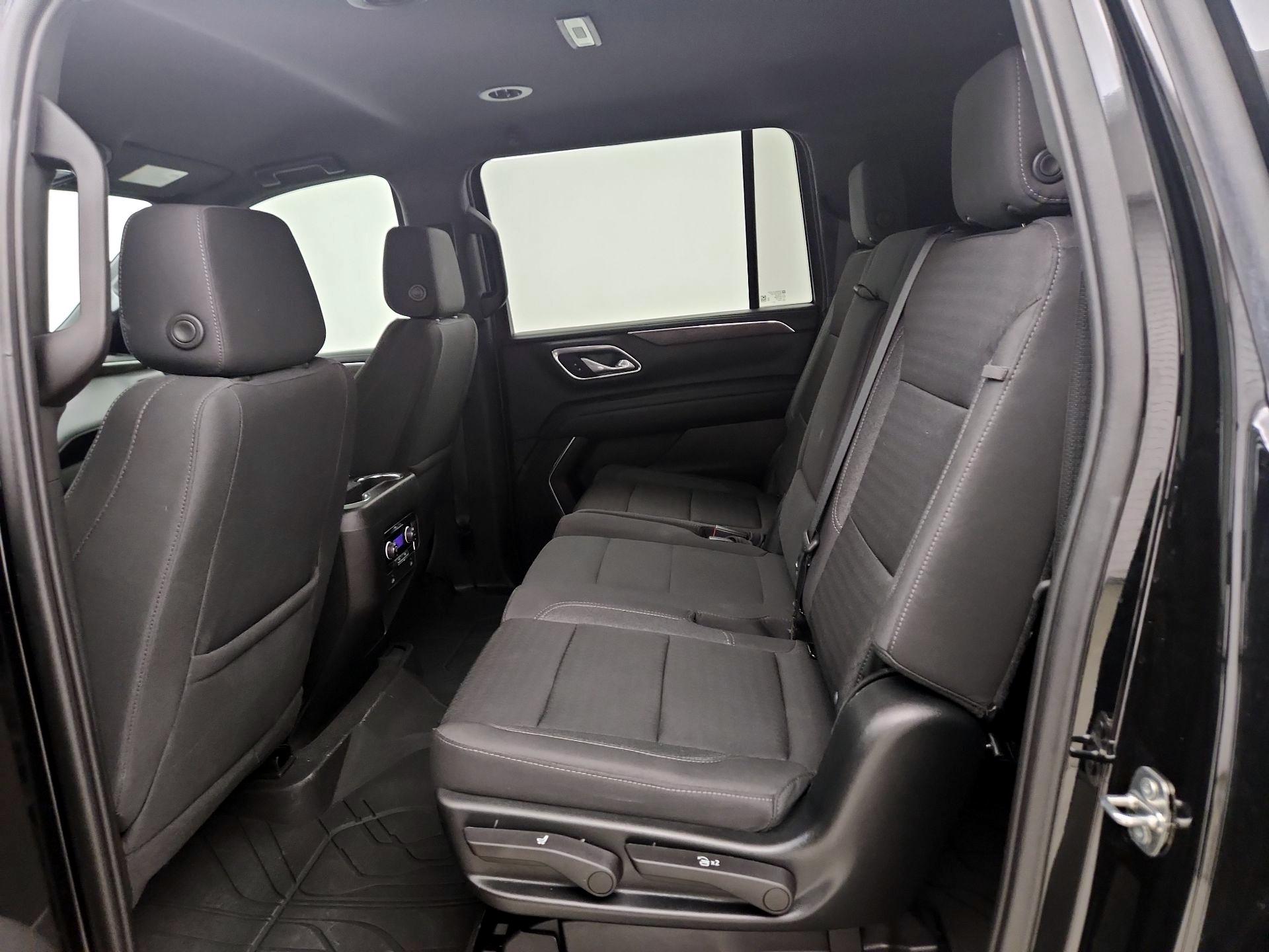 Thumbnail: 2023 Chevrolet Suburban - 19