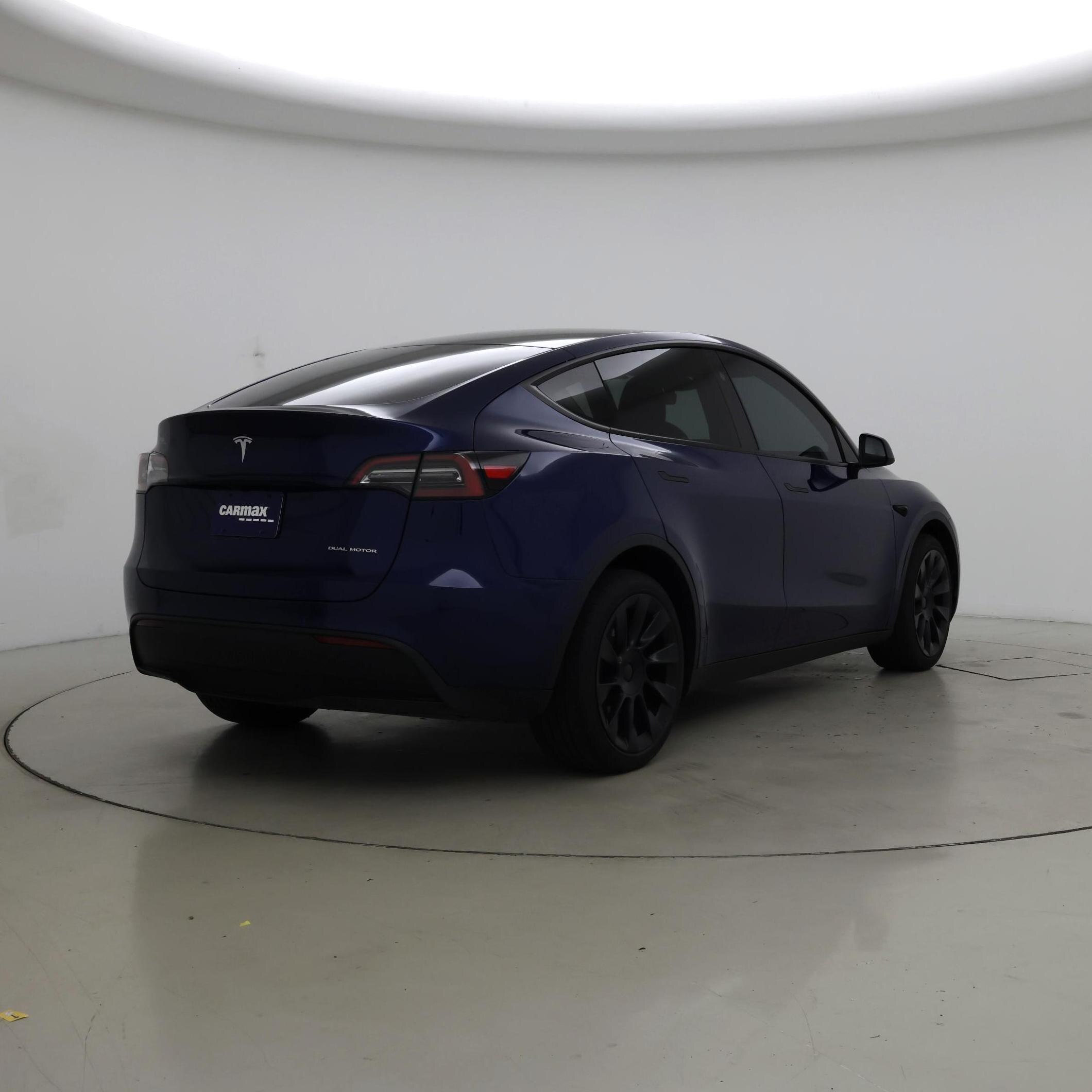 Thumbnail: 2023 Tesla Model Y - 8